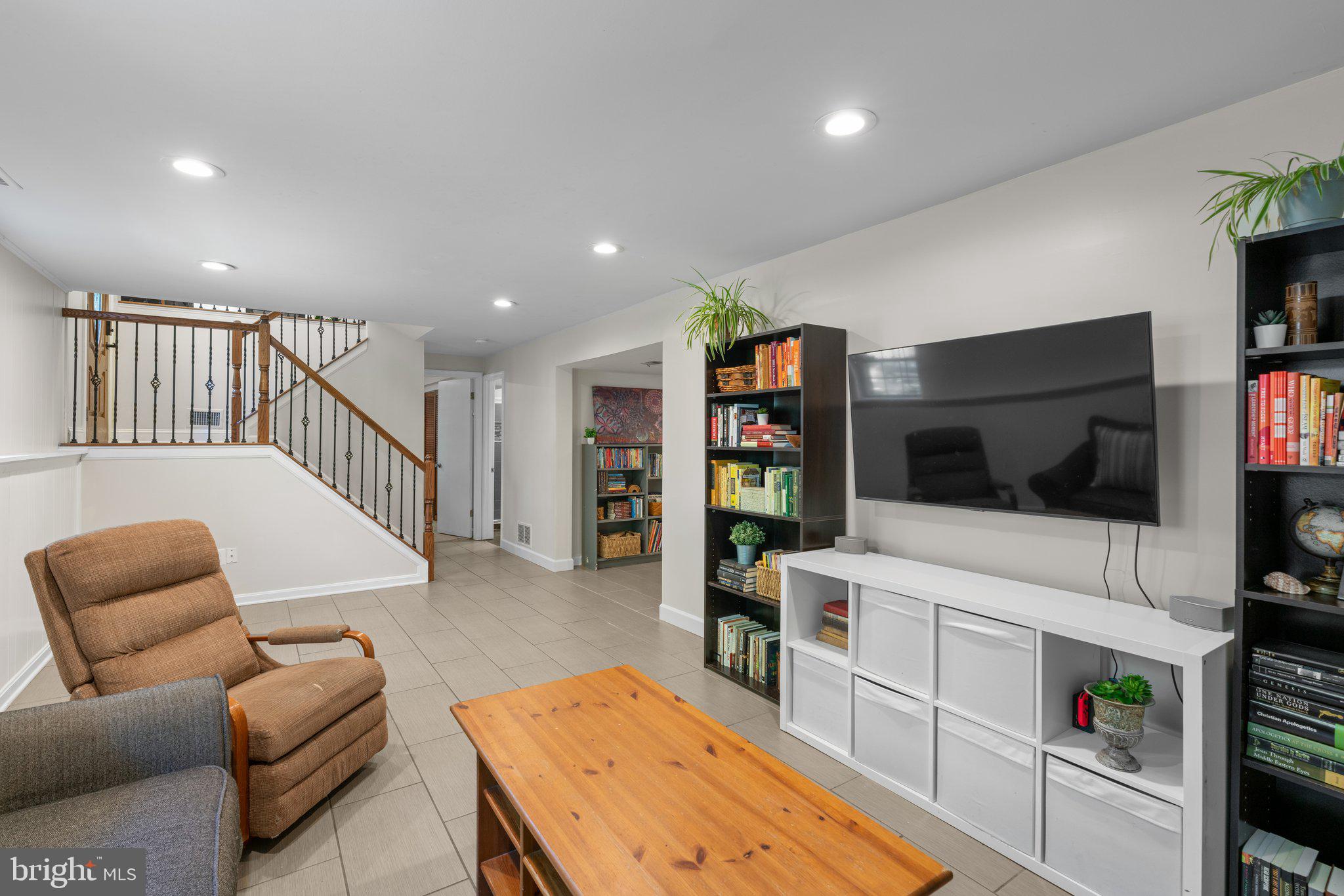 61 DIVIDING CREEK COURT