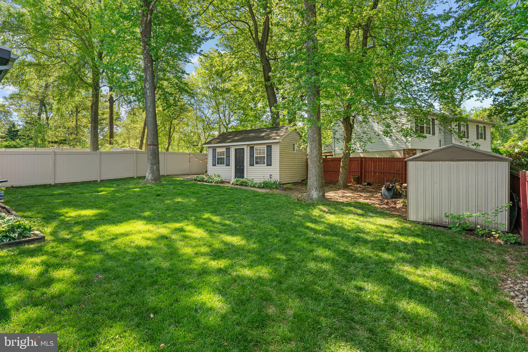 61 DIVIDING CREEK COURT