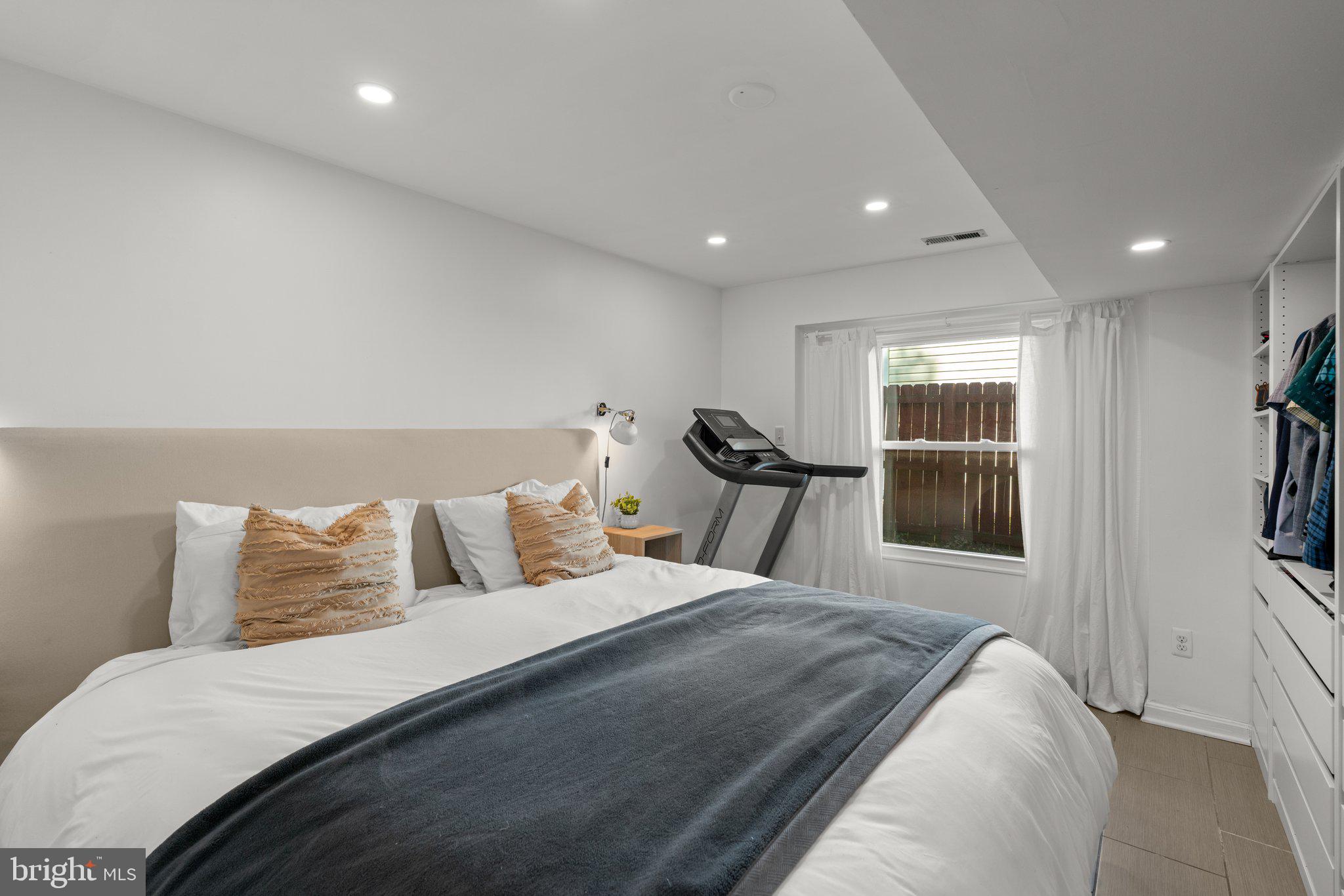 61 DIVIDING CREEK COURT