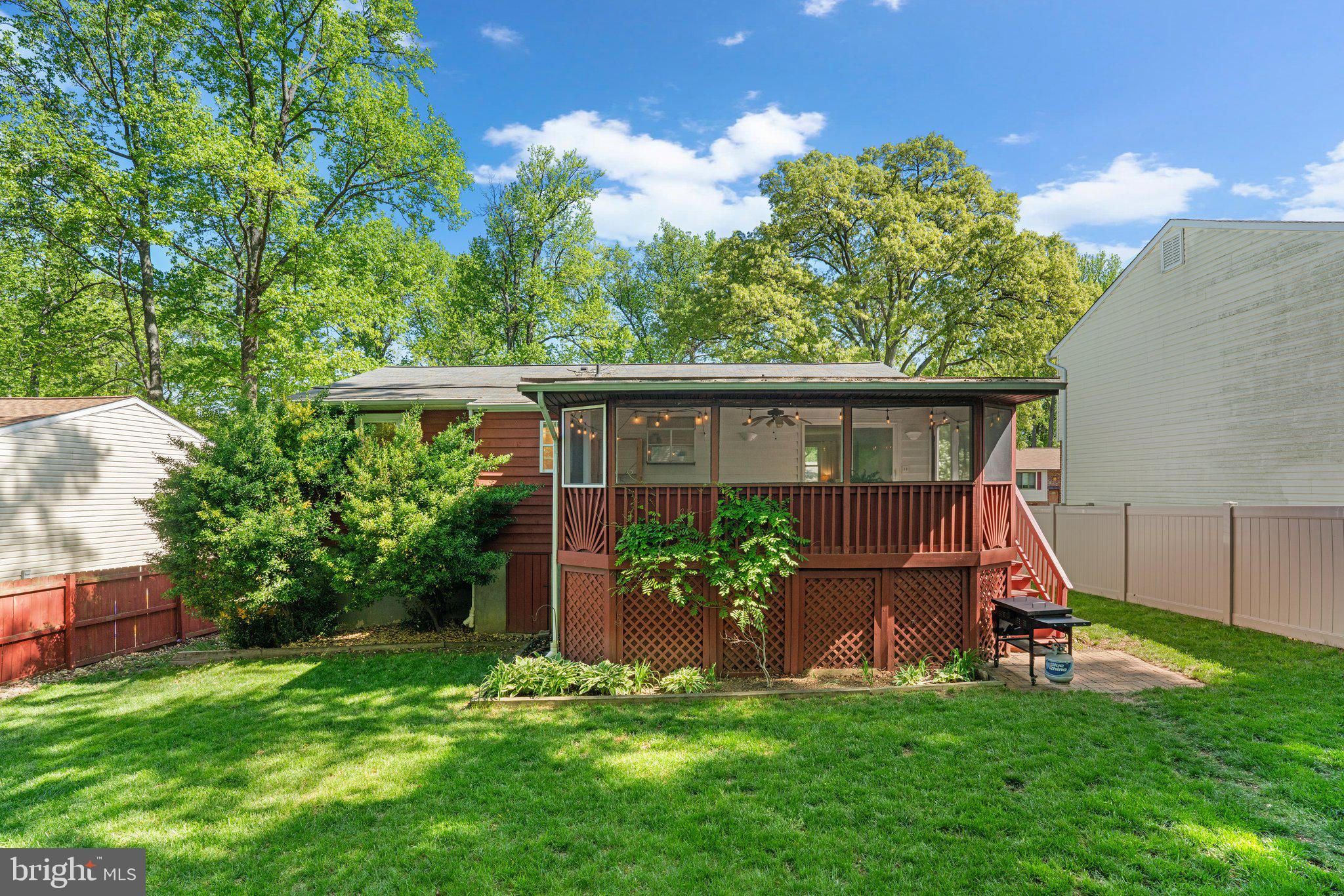 61 DIVIDING CREEK COURT