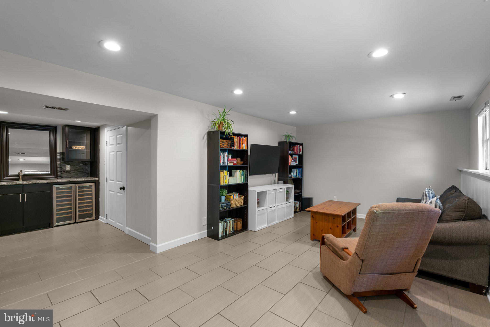 61 DIVIDING CREEK COURT