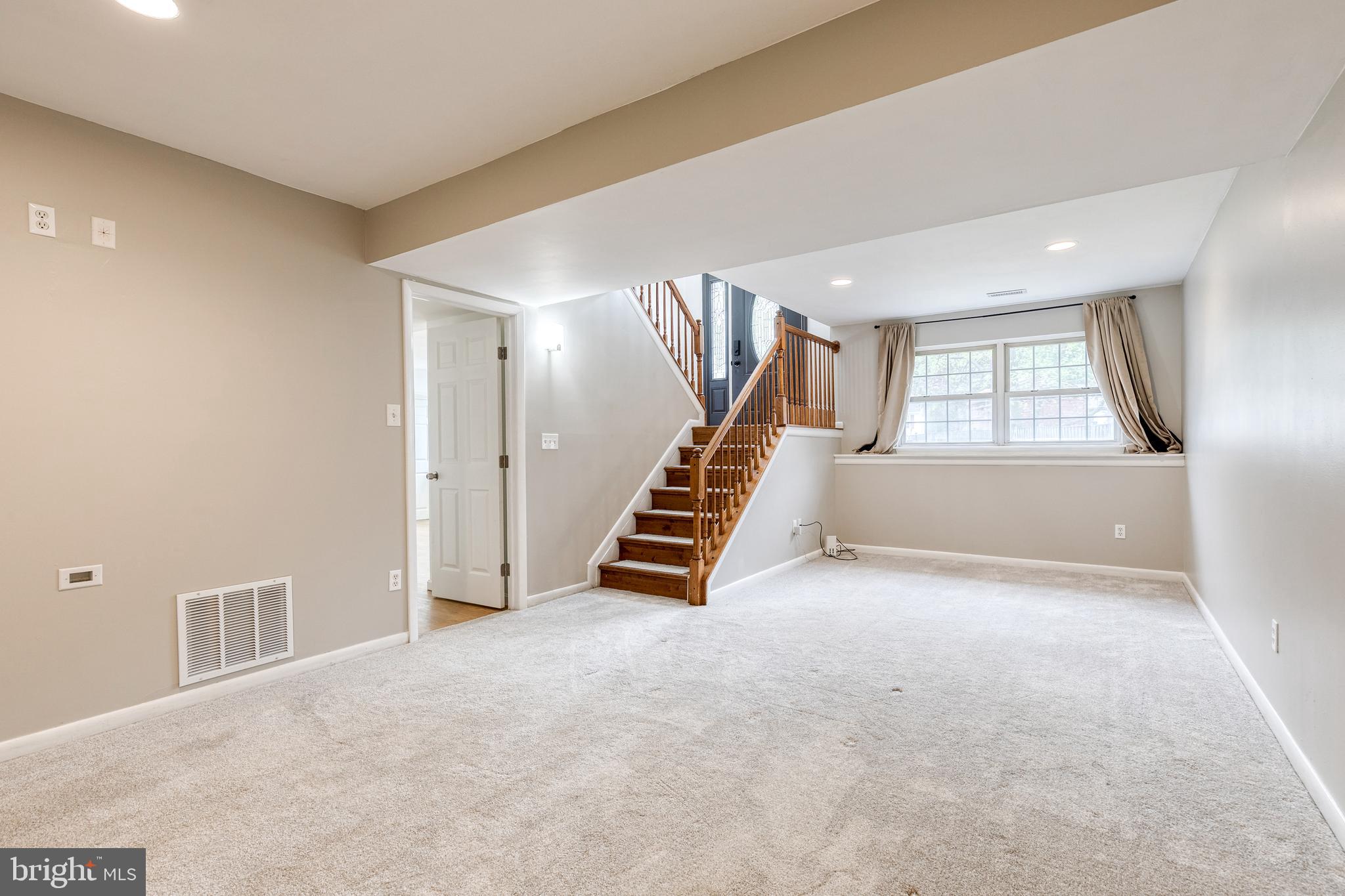 7871 DERO DRIVE