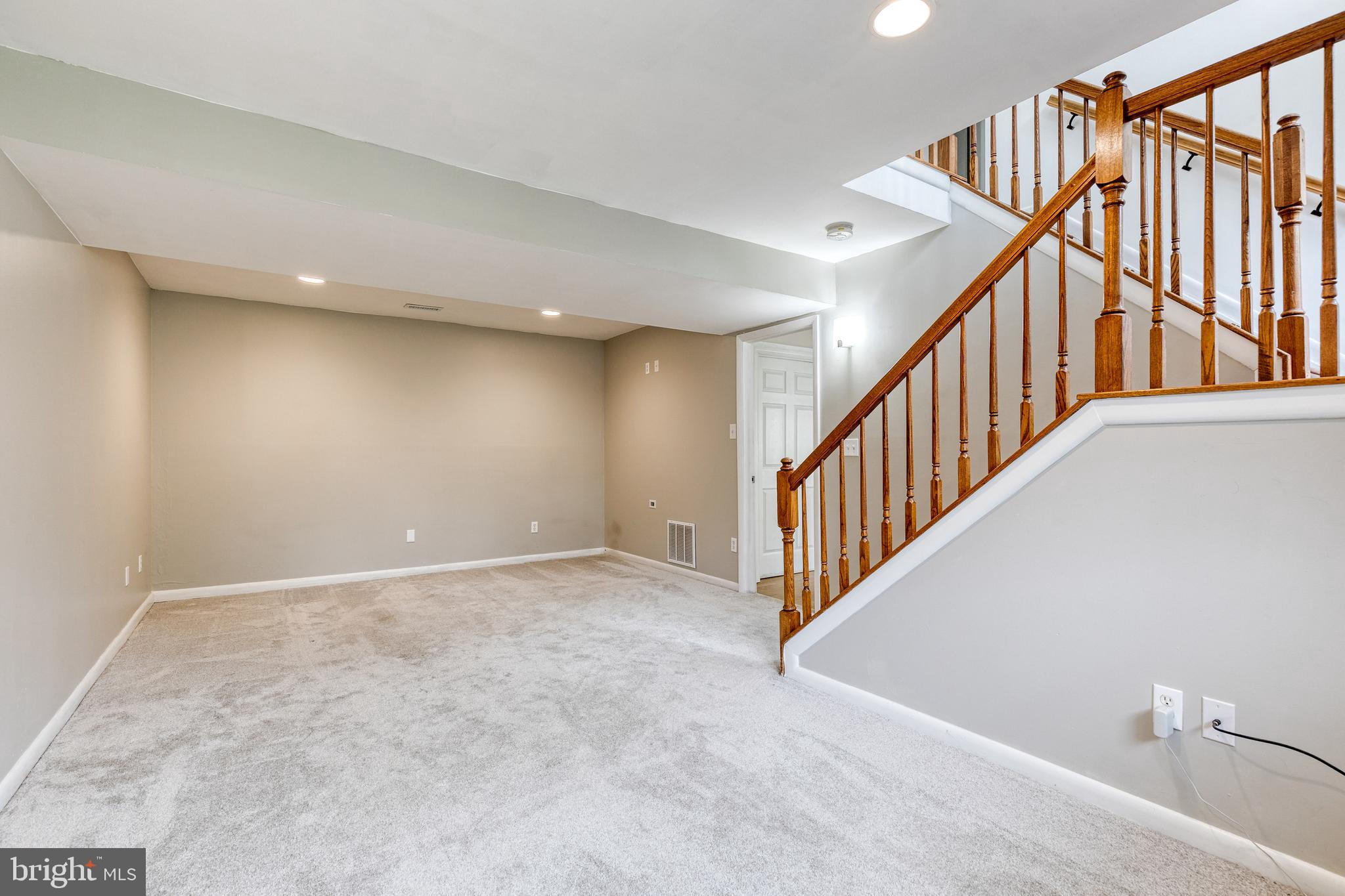 7871 DERO DRIVE