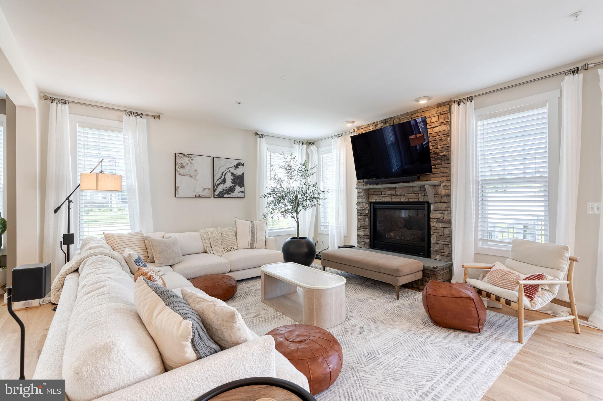 8142 DANNER DRIVE