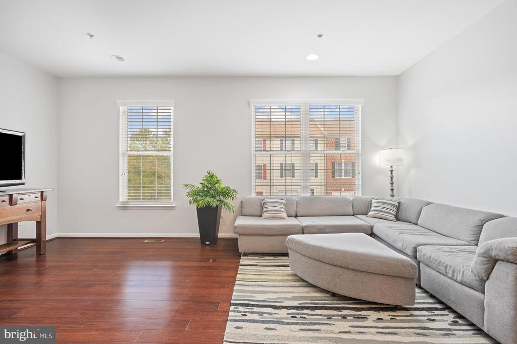 249 TILDEN WAY 249