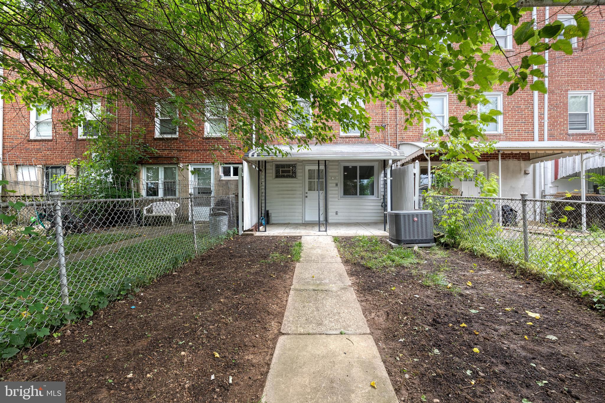 3944 CHESTERFIELD AVENUE