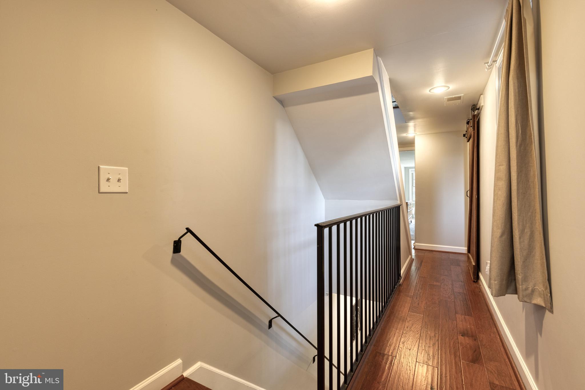 2218 FLEET STREET