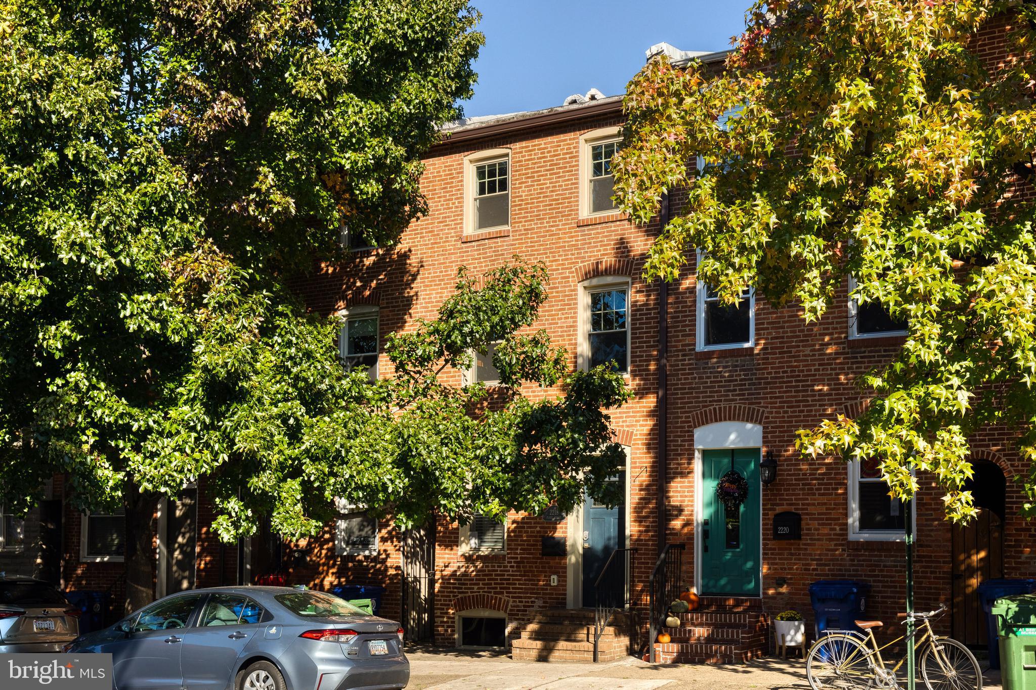 2218 FLEET STREET