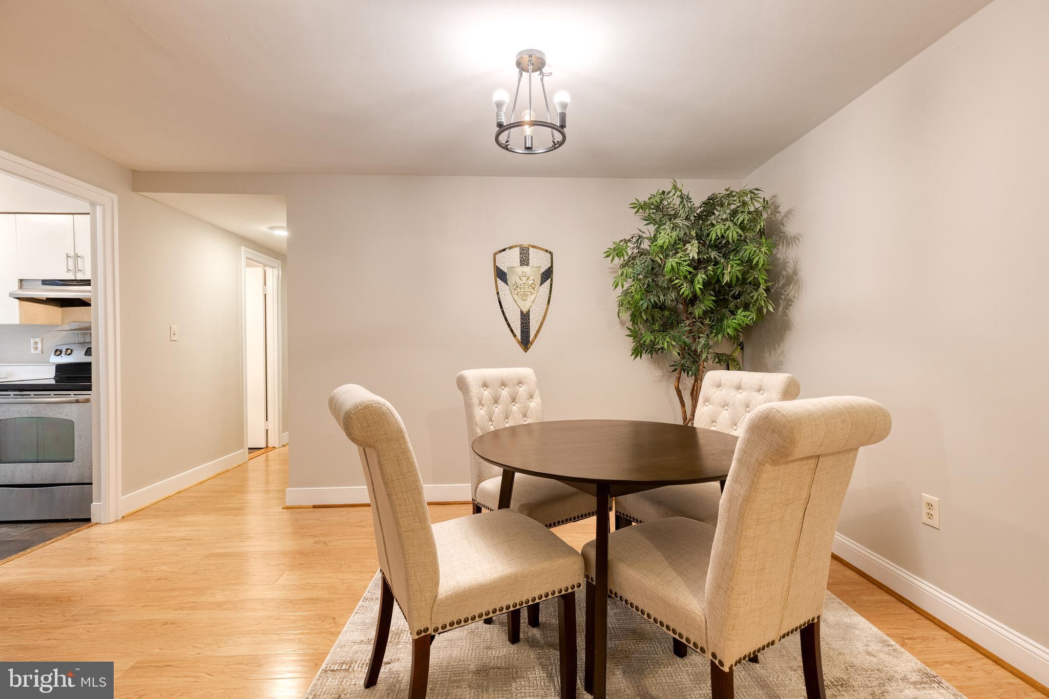 16 W HILL STREET R 12