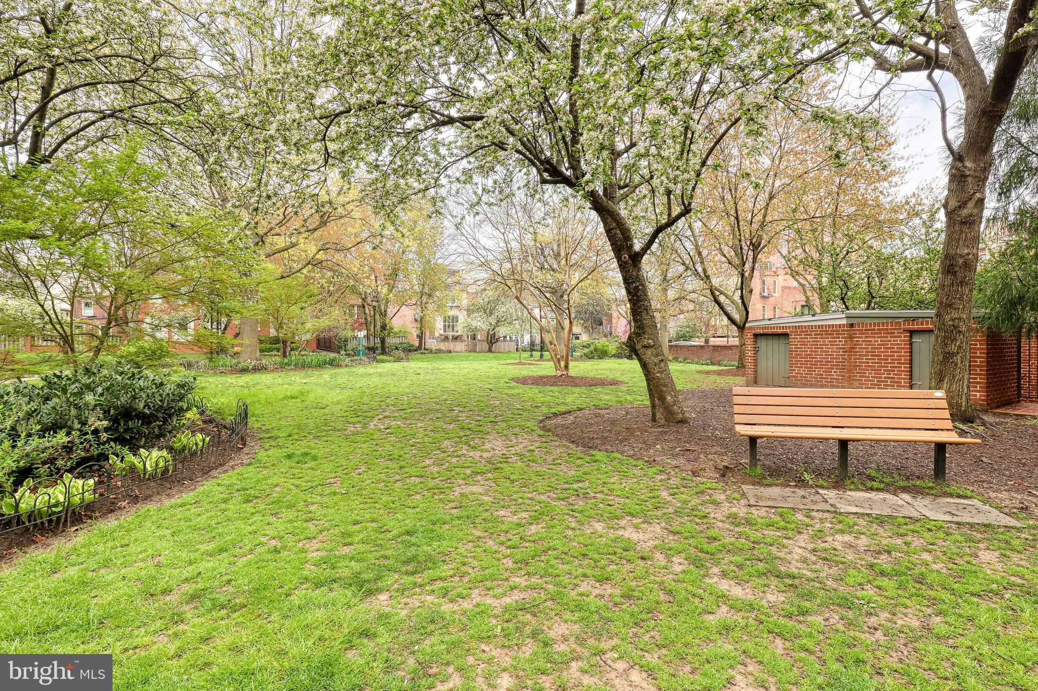16 W HILL STREET R 12