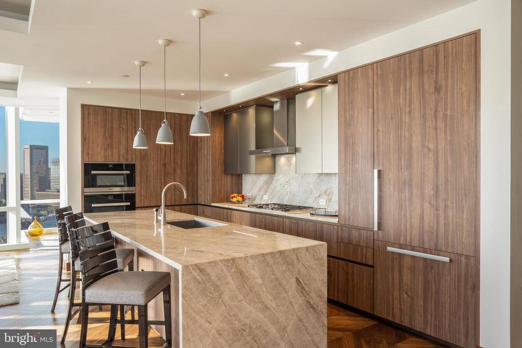 300 INTERNATIONAL DRIVE 2501