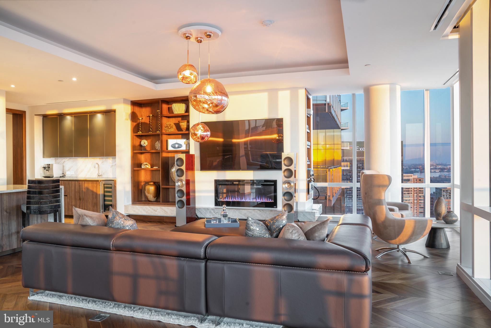 300 INTERNATIONAL DRIVE 2501