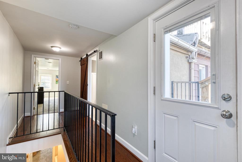 2218 FLEET STREET