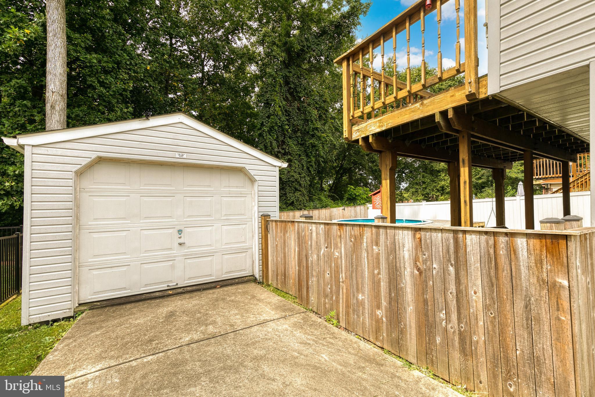 1935 Sue Creek Dr