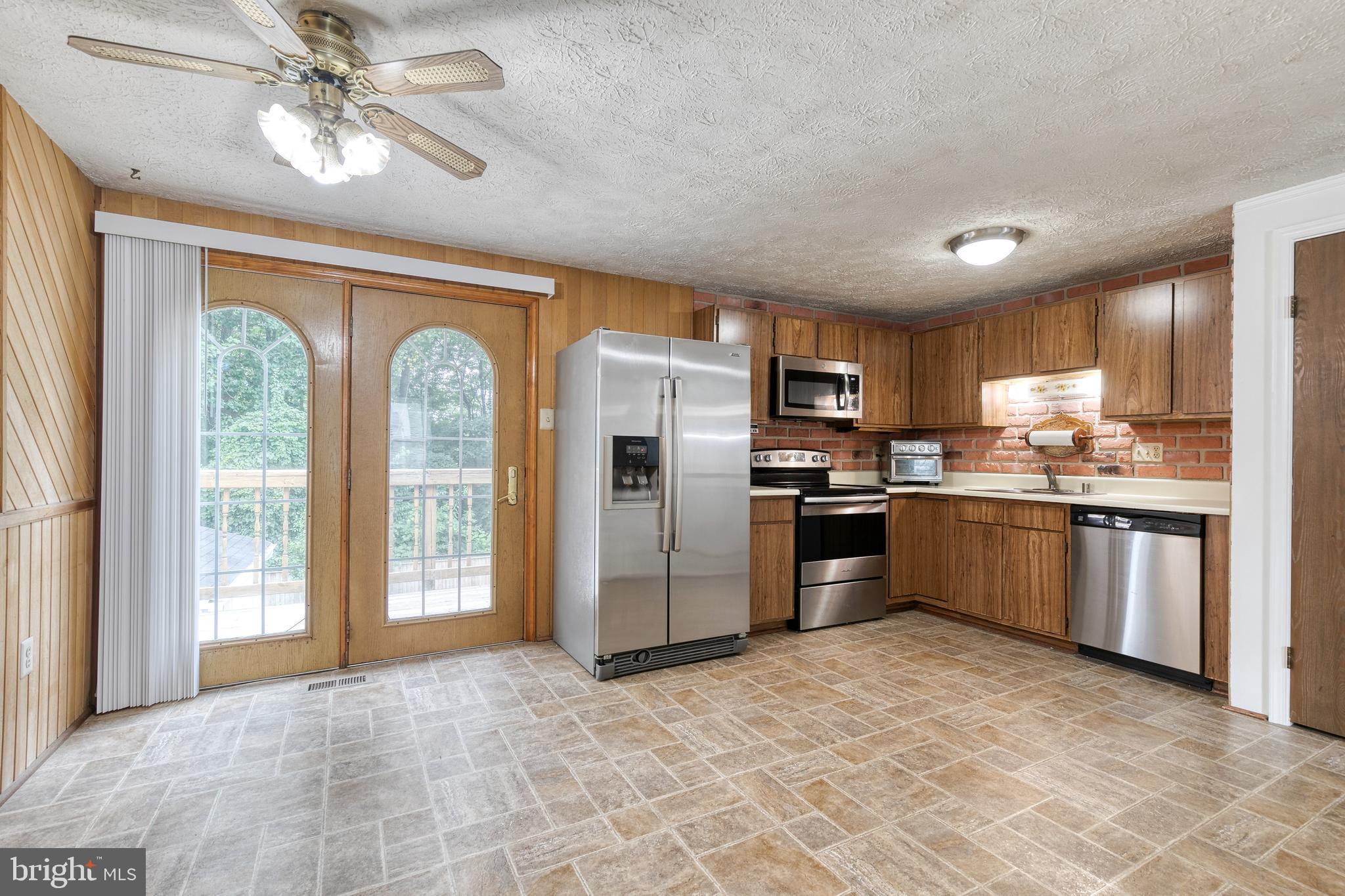 1935 Sue Creek Dr