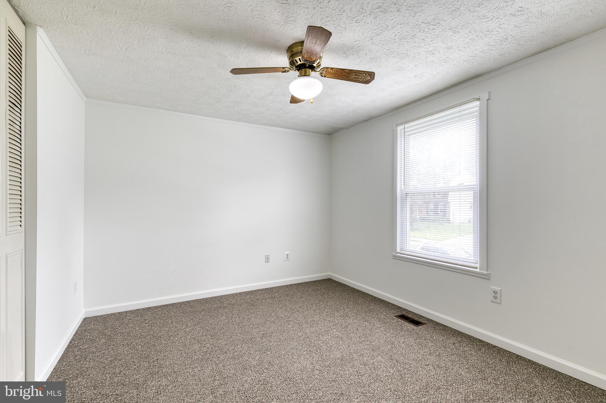 1935 Sue Creek Dr