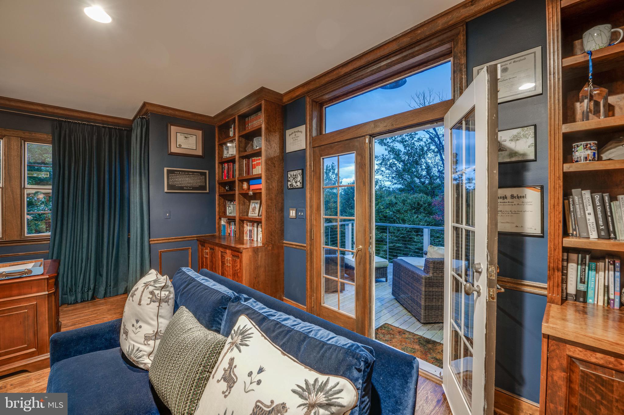 26 HIGHFIELD COURT