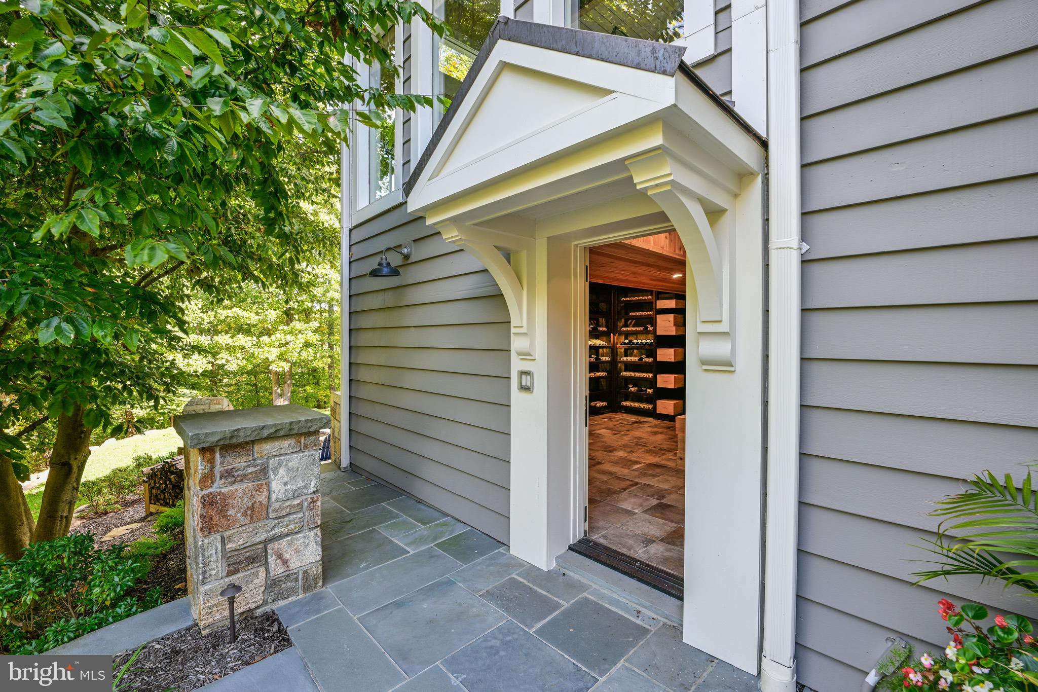 26 HIGHFIELD COURT