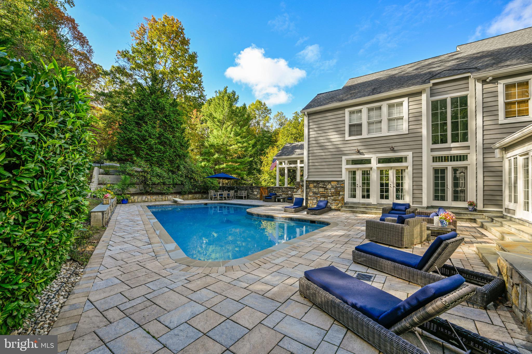 26 HIGHFIELD COURT