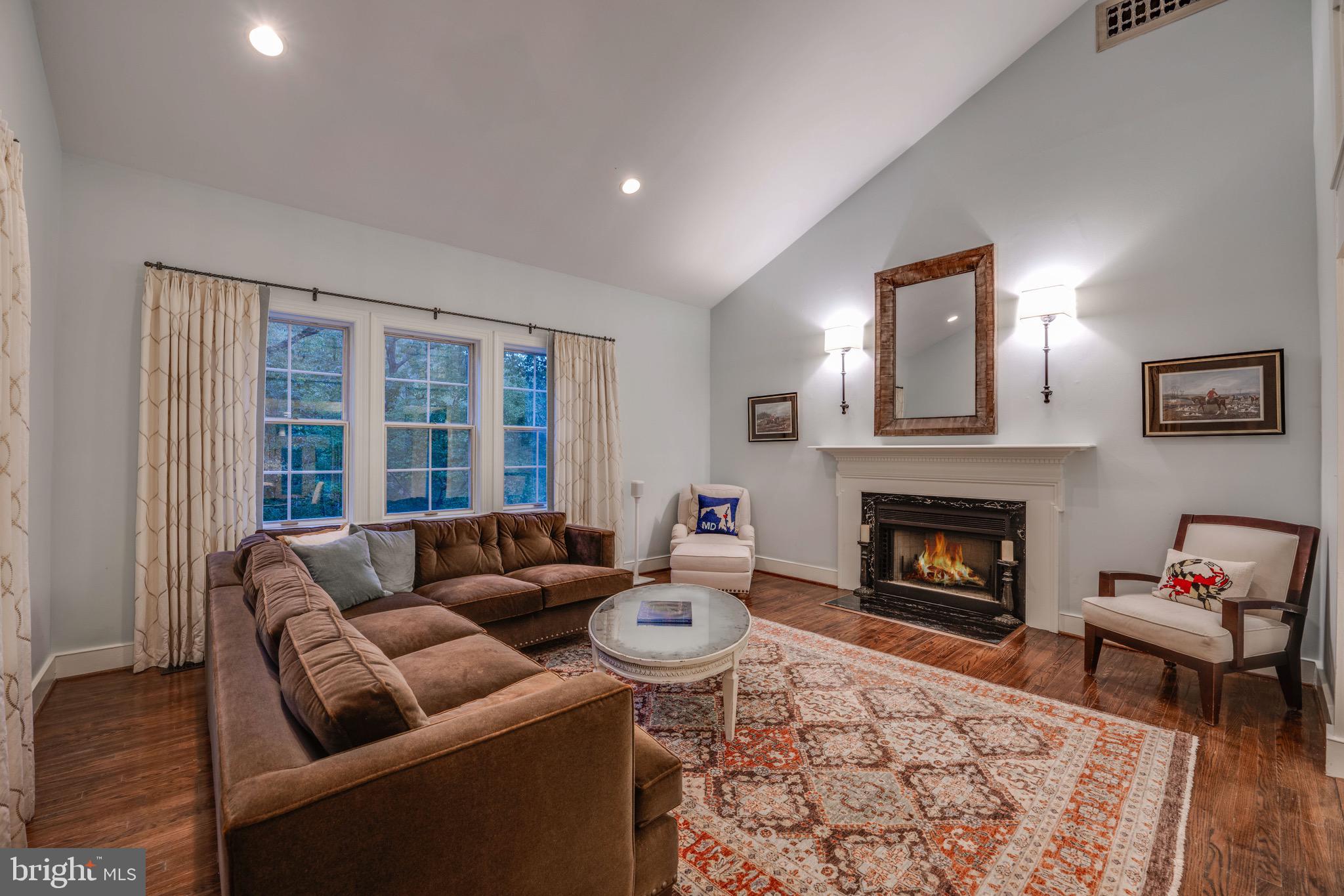 26 HIGHFIELD COURT