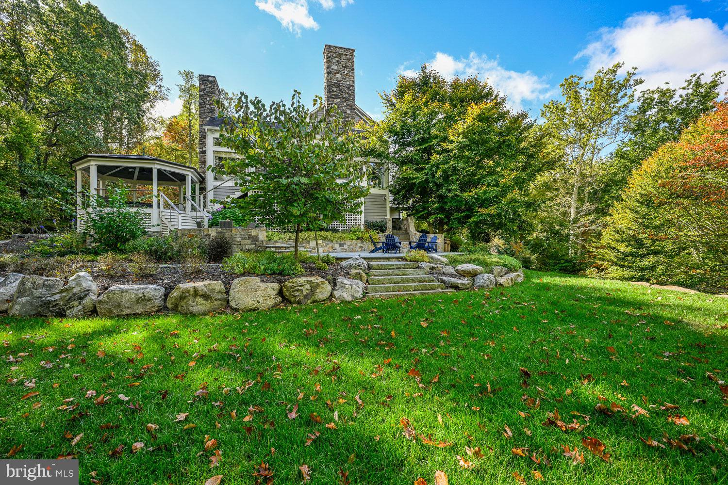 26 HIGHFIELD COURT
