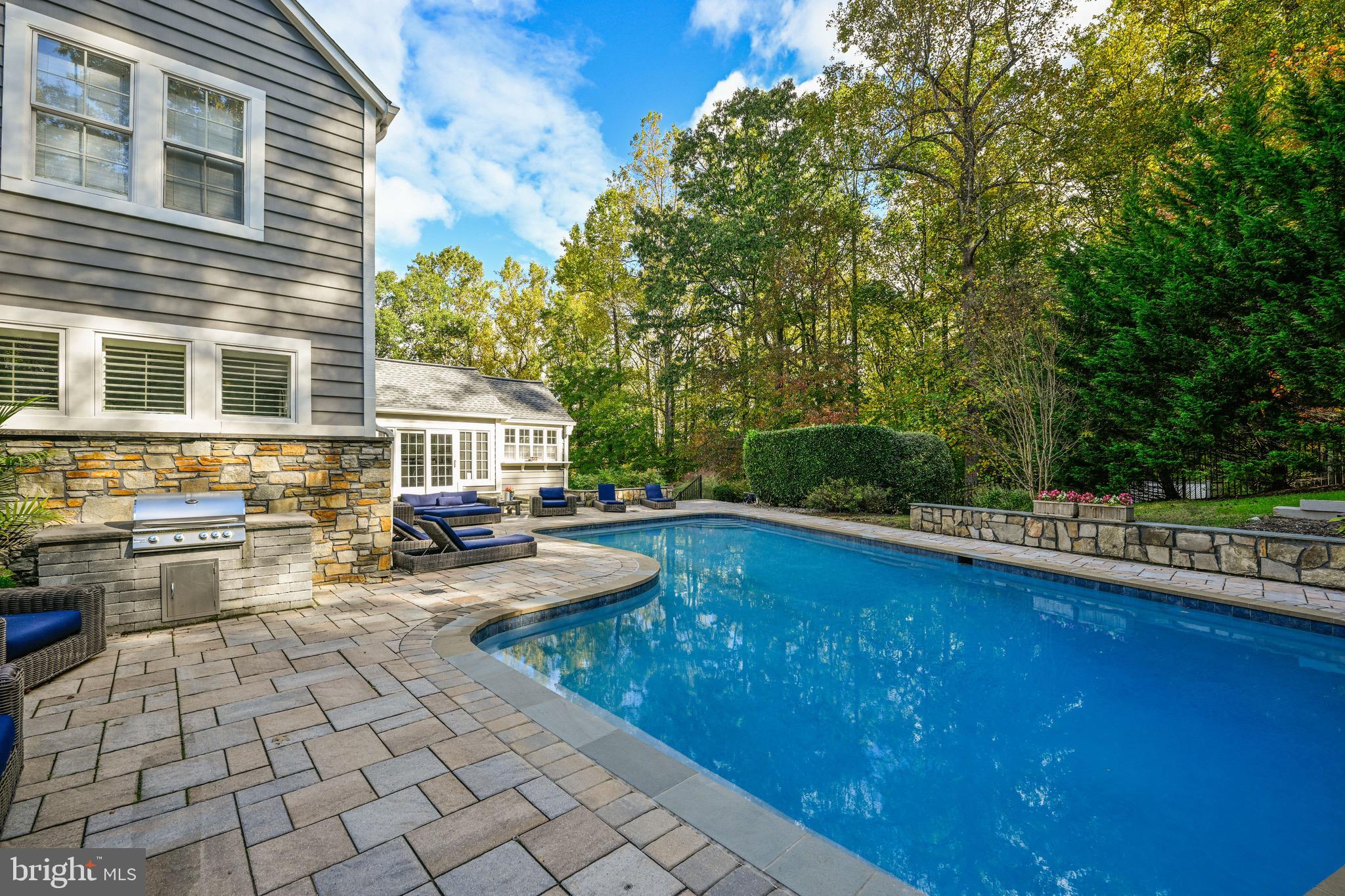 26 HIGHFIELD COURT