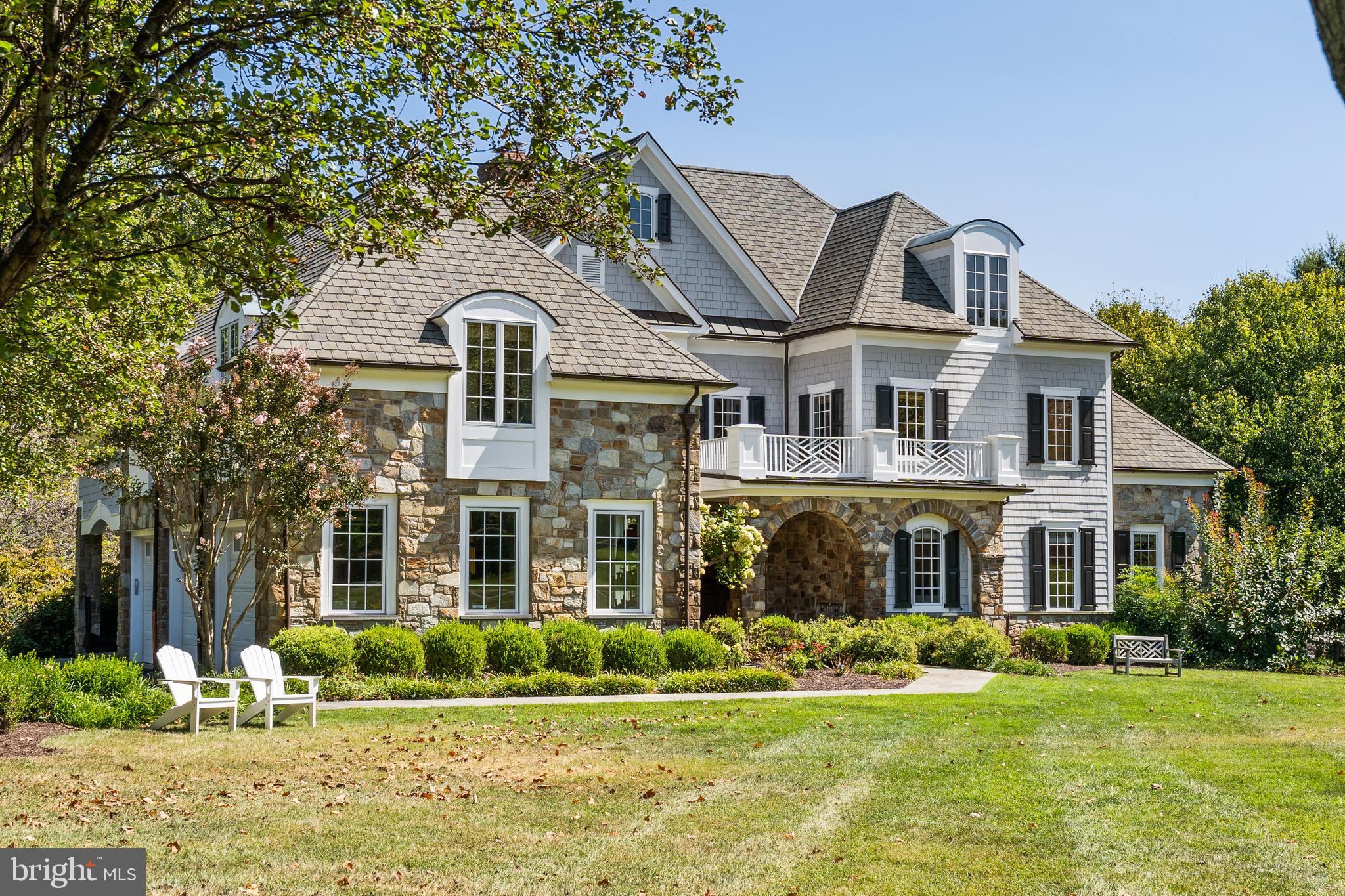 39 Brett Manor Ct
