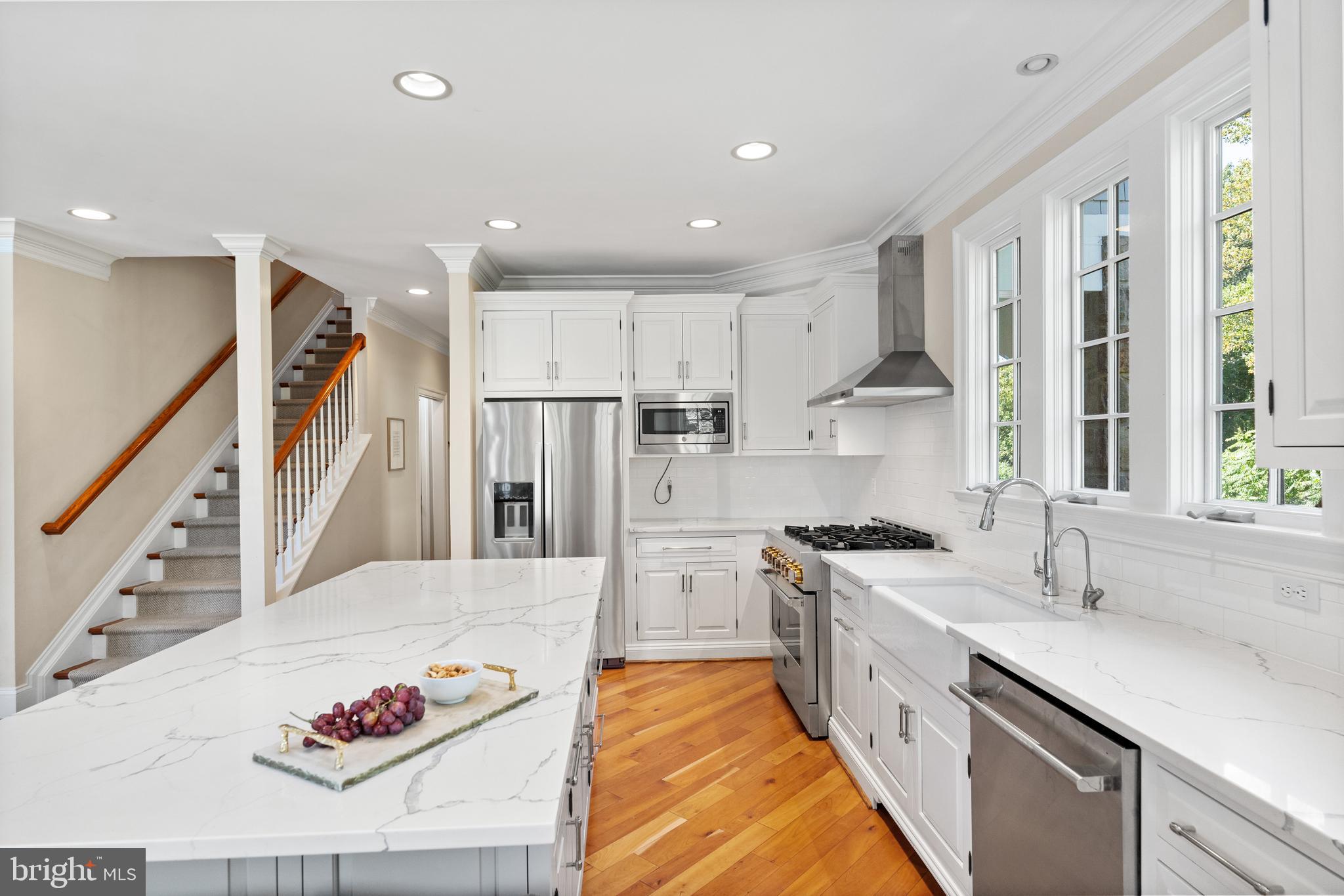 39 Brett Manor Ct