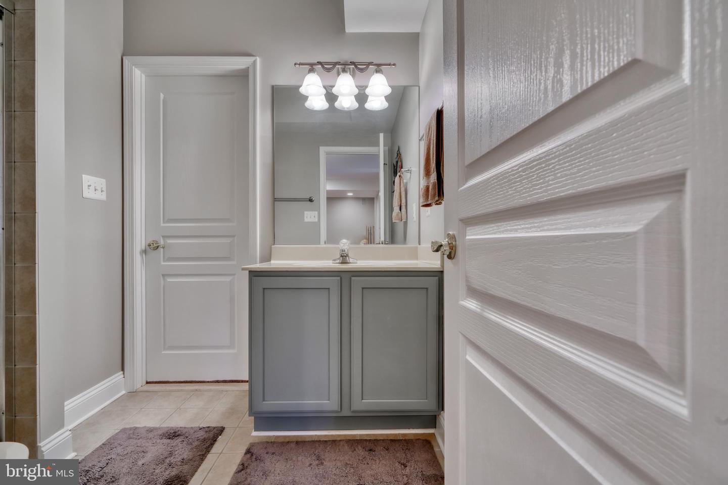 2103 Highland Ridge Dr