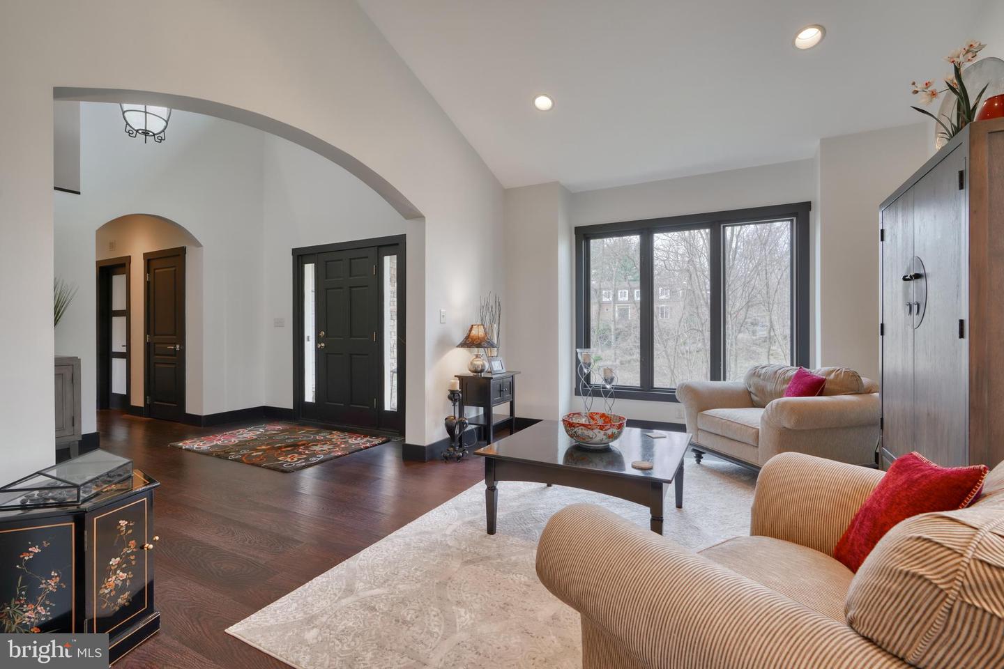 2103 Highland Ridge Dr