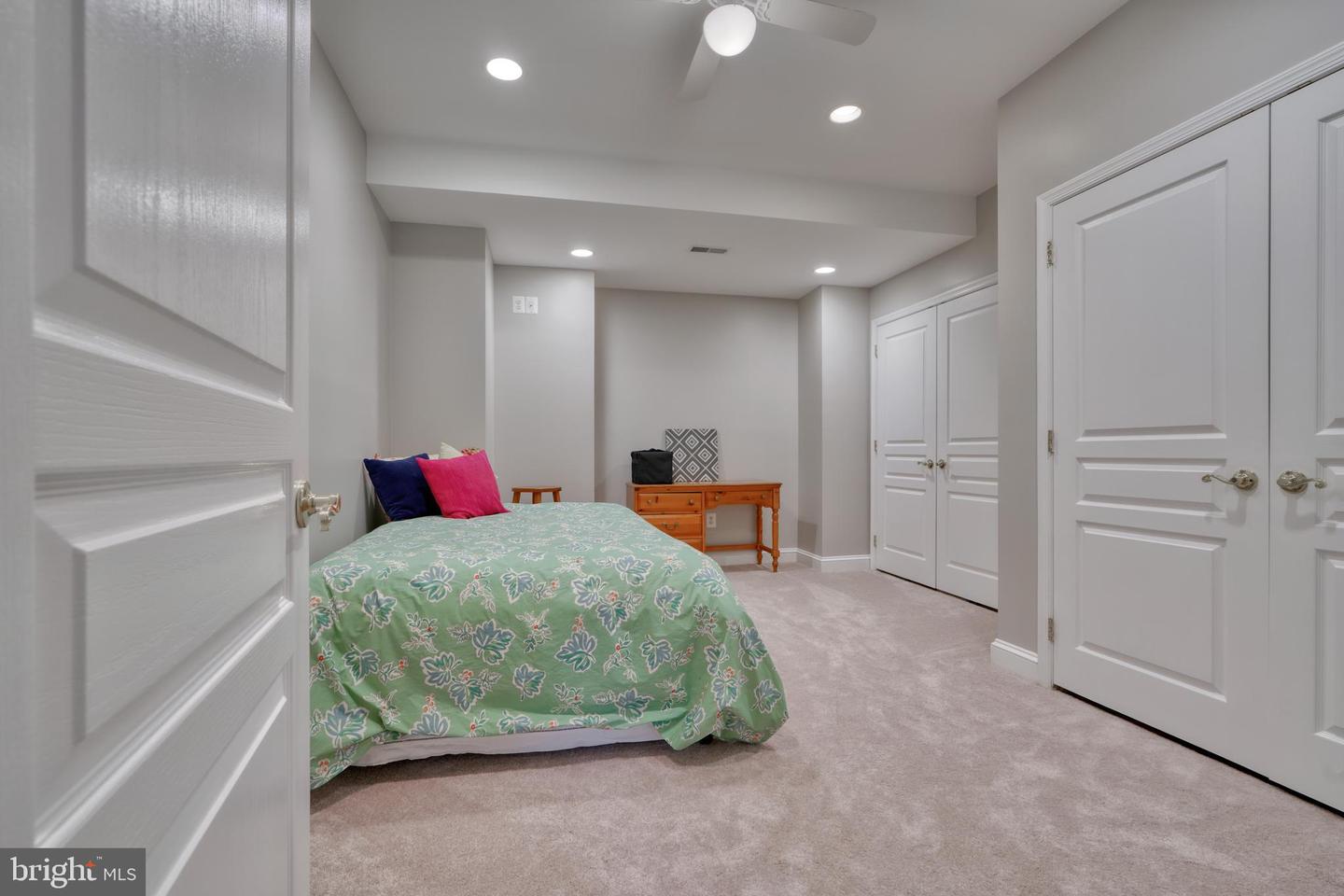 2103 Highland Ridge Dr
