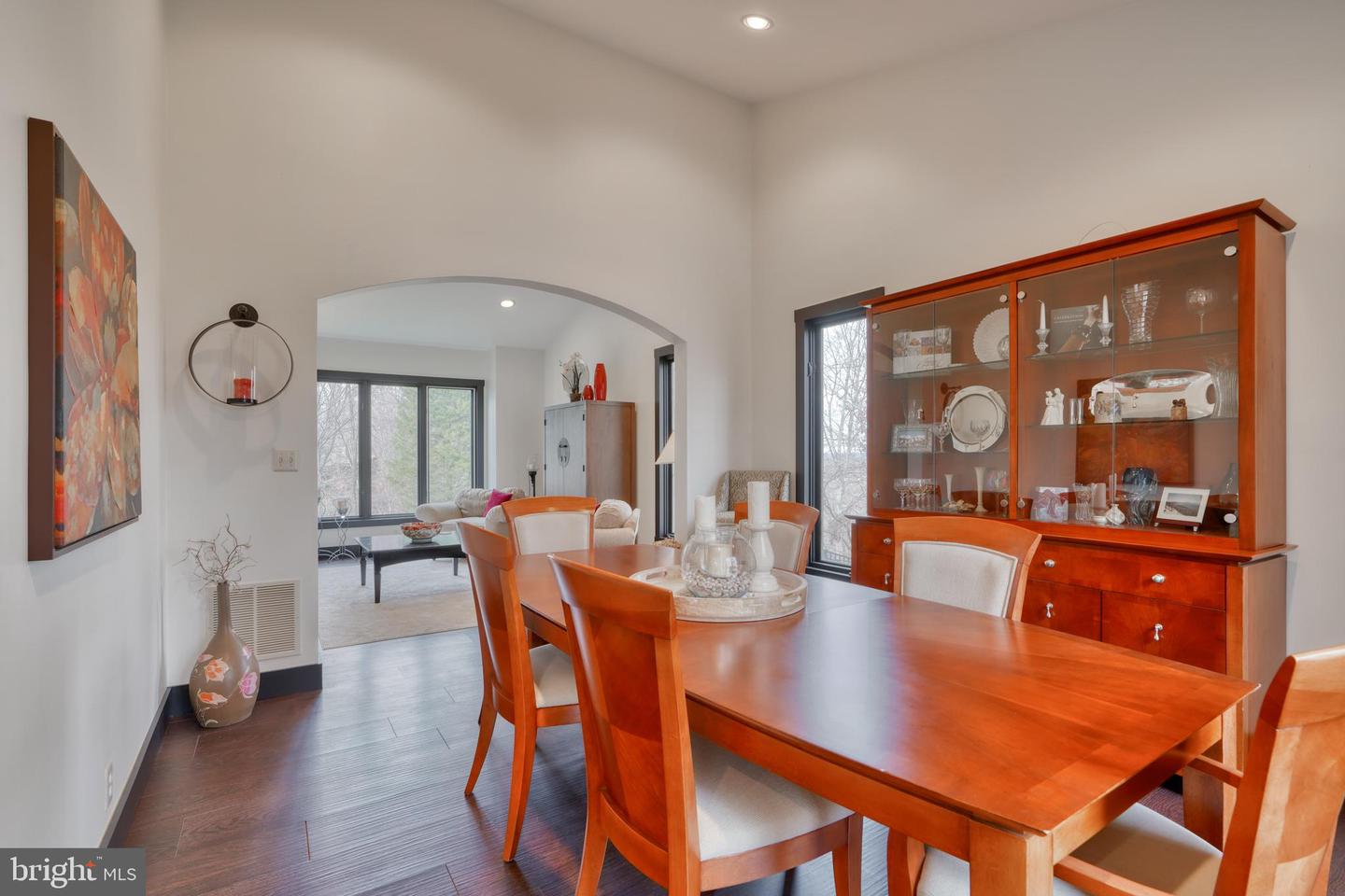 2103 Highland Ridge Dr