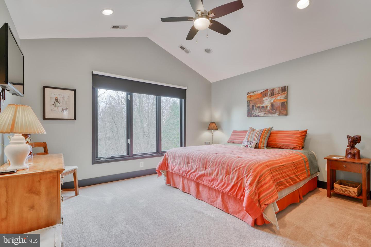 2103 Highland Ridge Dr