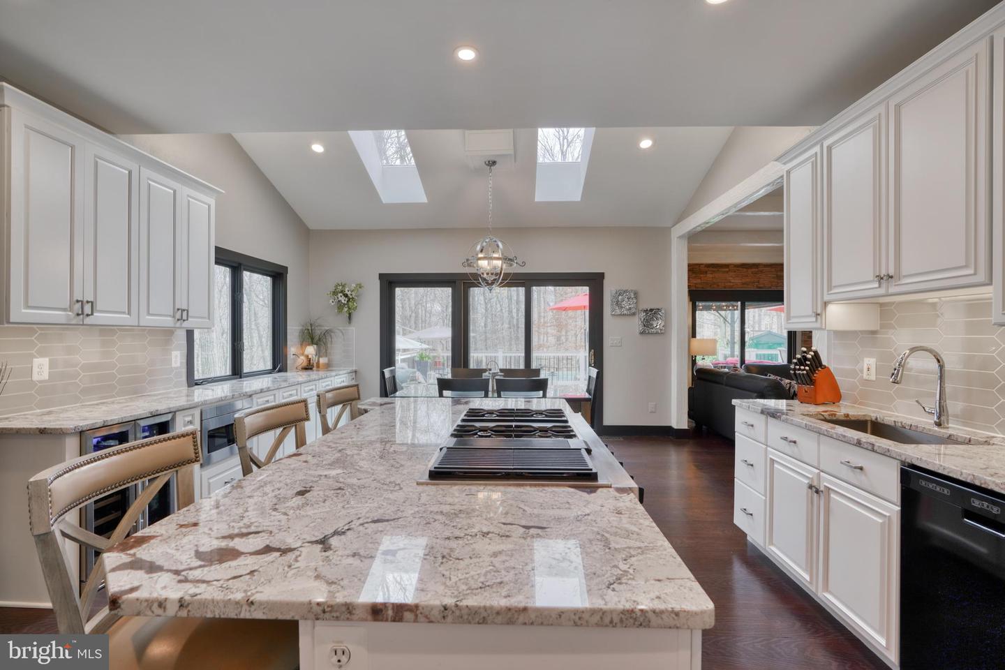 2103 Highland Ridge Dr