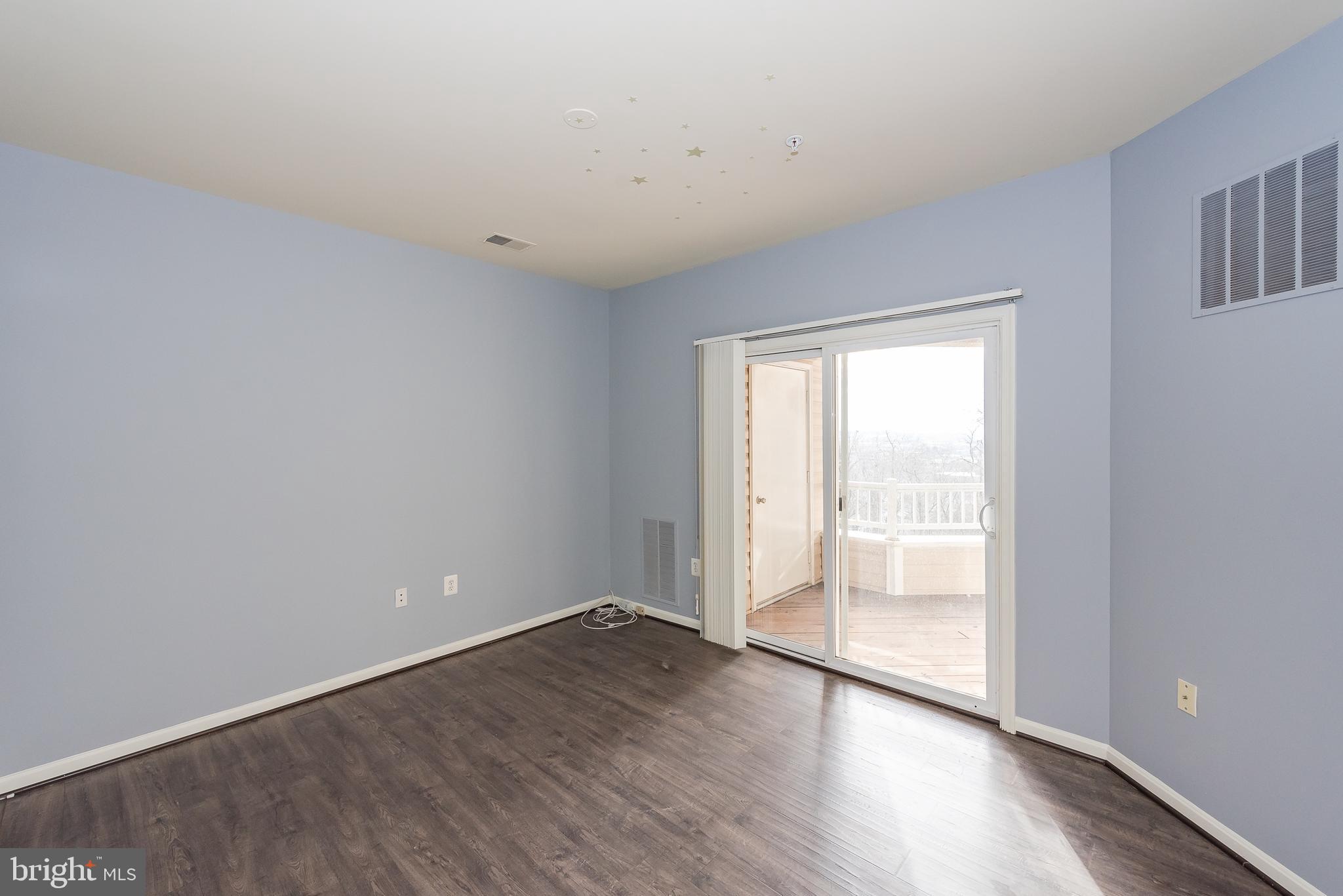 400 SYMPHONY CIRCLE 236E