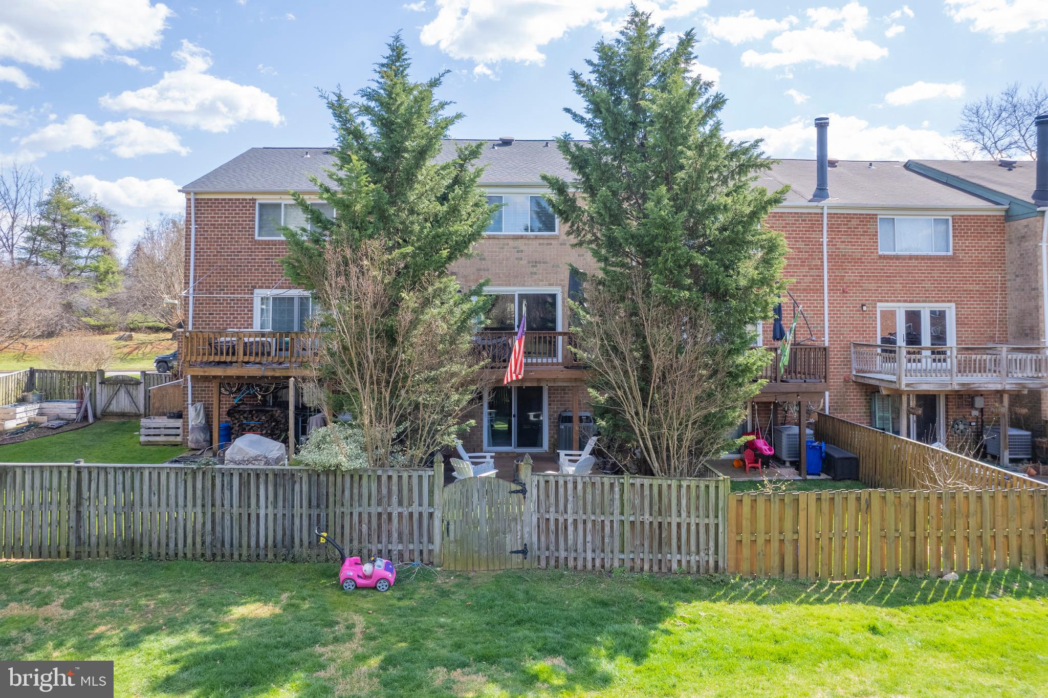 38 BLONDELL COURT
