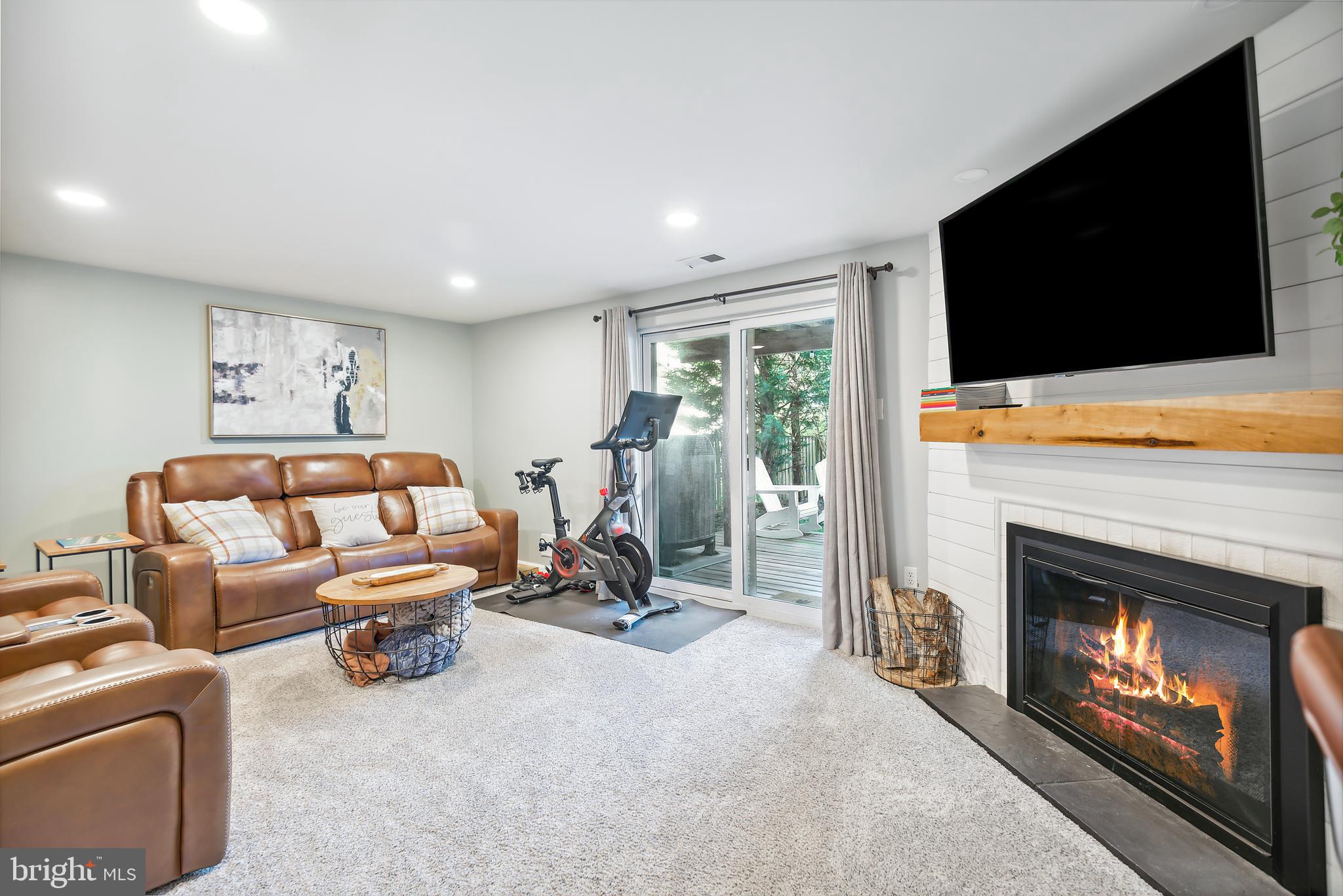 38 BLONDELL COURT