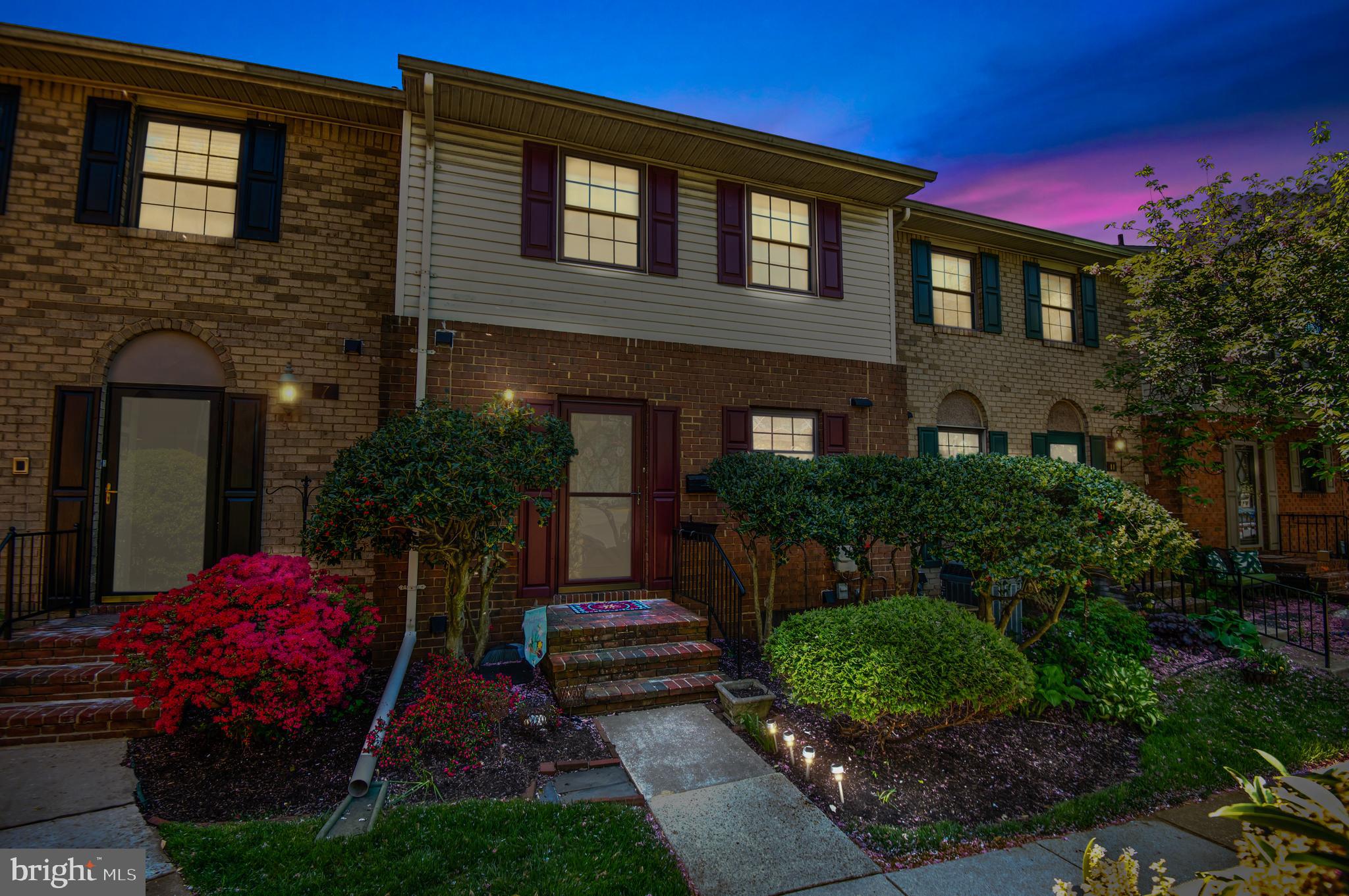 9 BELLOWS COURT 9