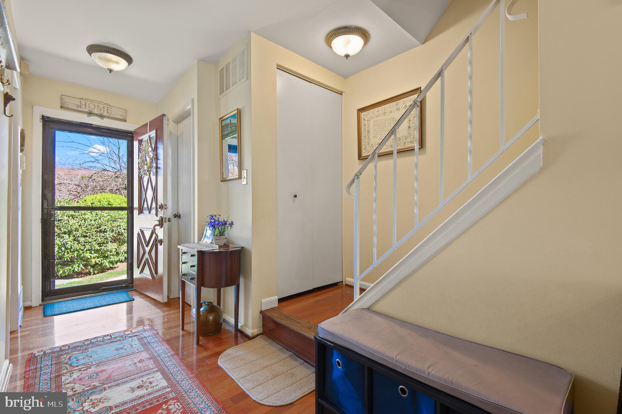 9 BELLOWS COURT 9