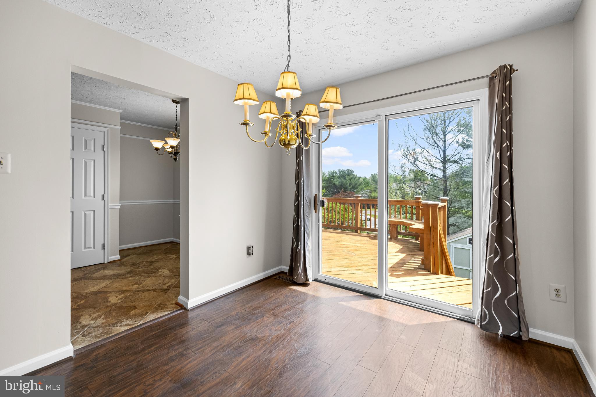 25 ASHMILL COURT