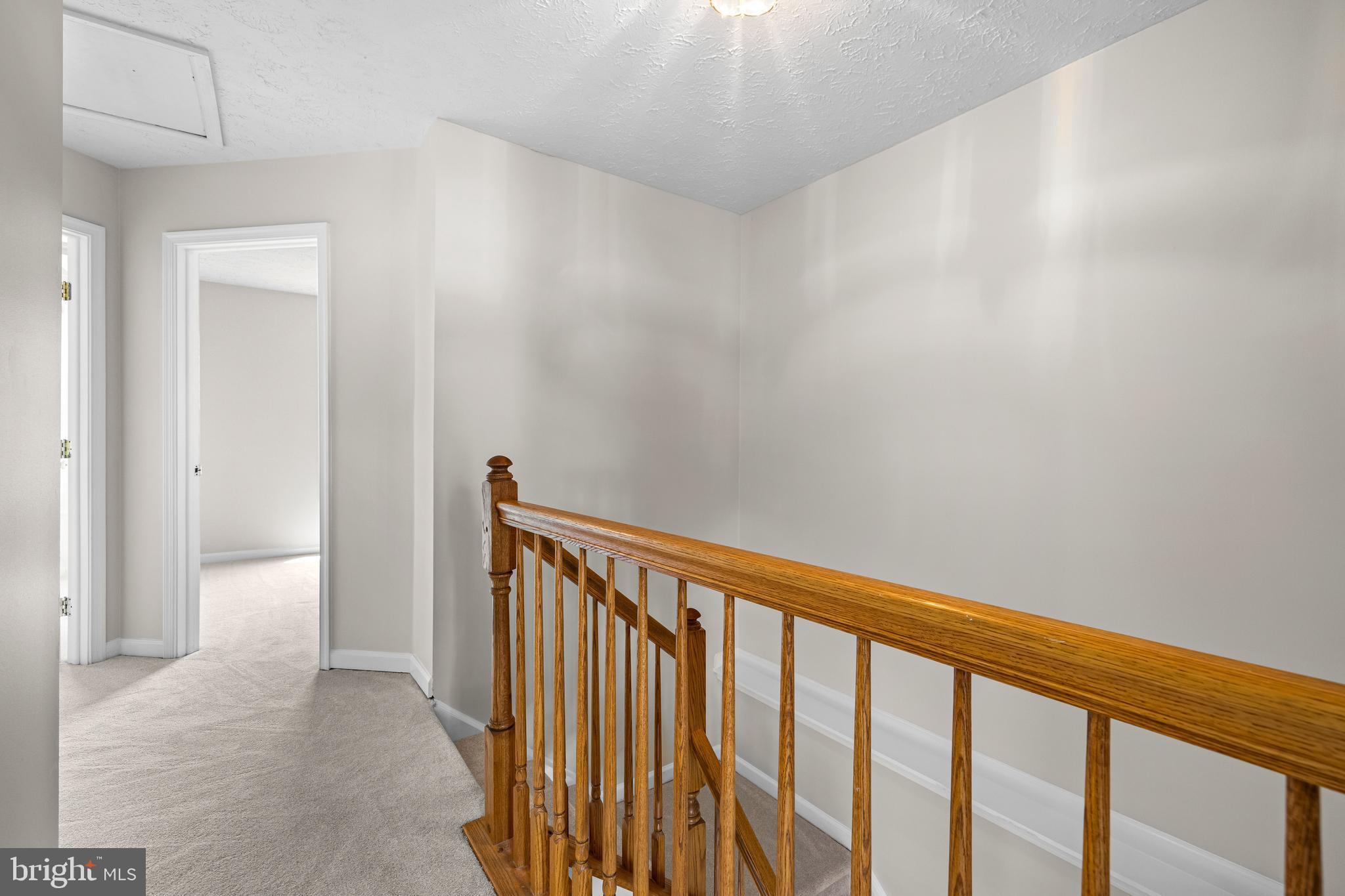 25 ASHMILL COURT