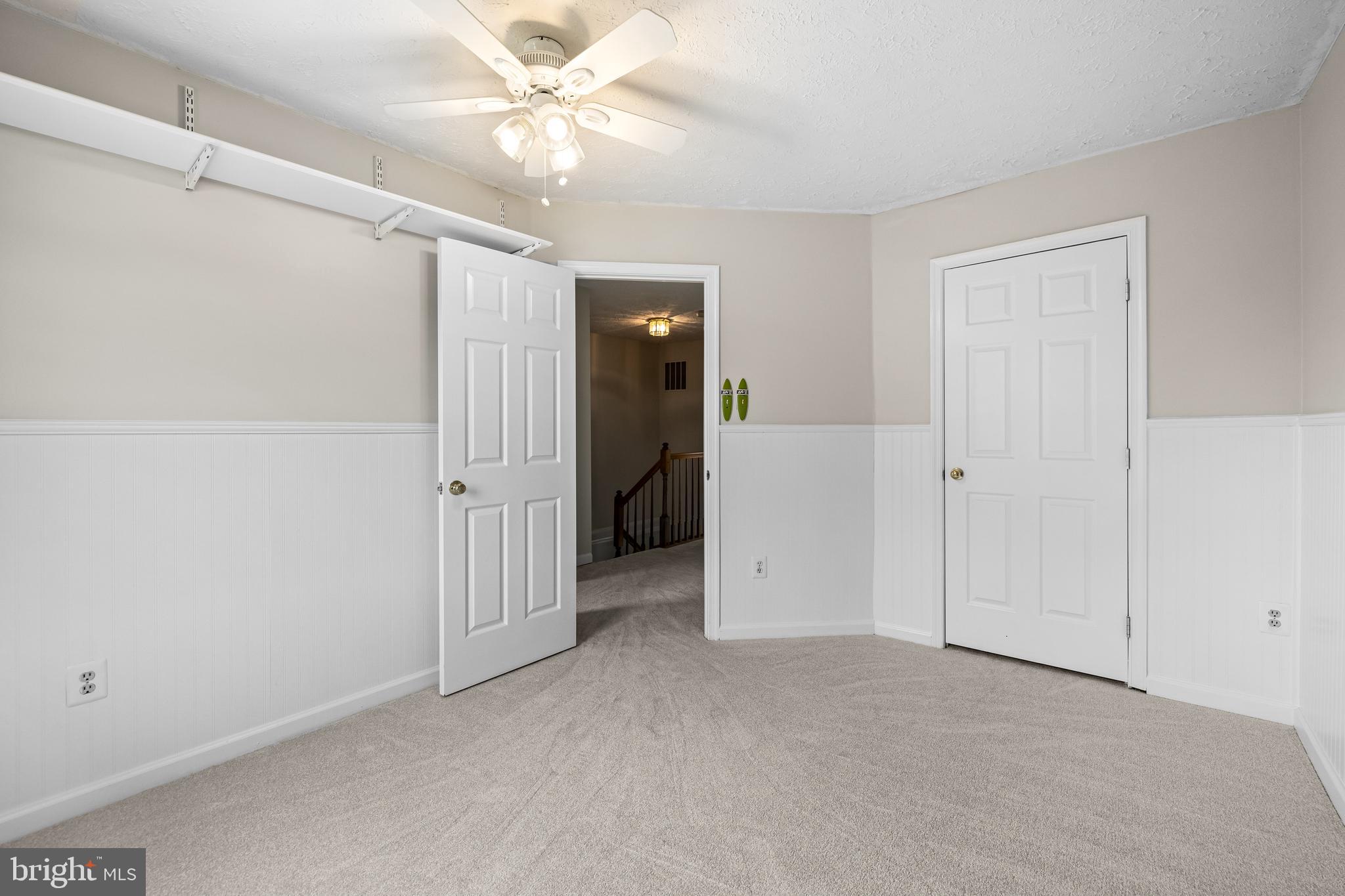 25 ASHMILL COURT