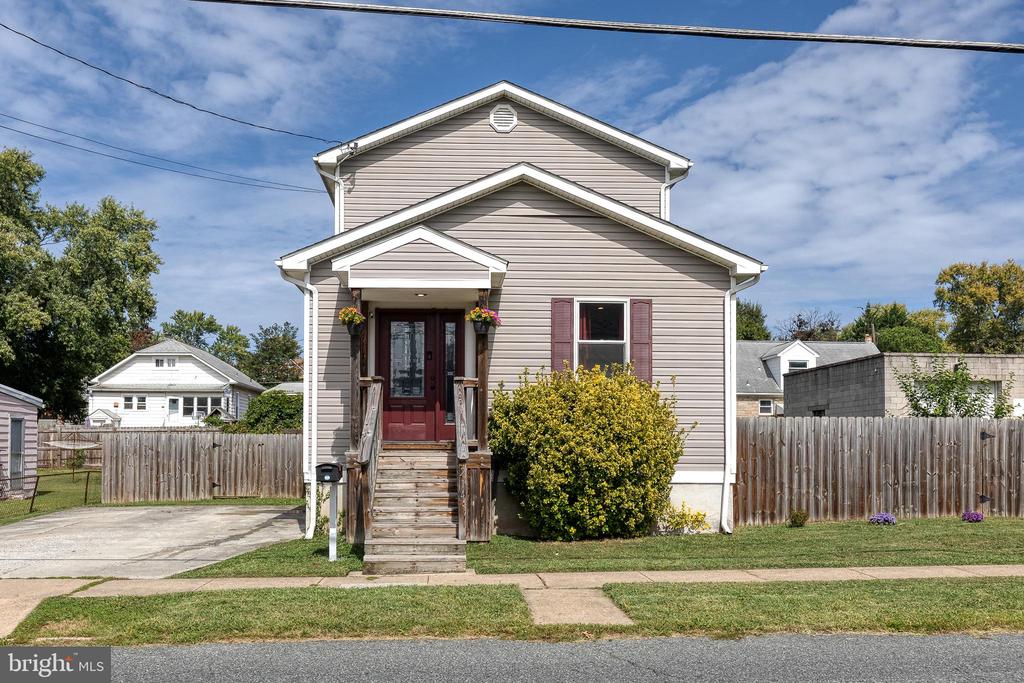 214 3RD AVENUE