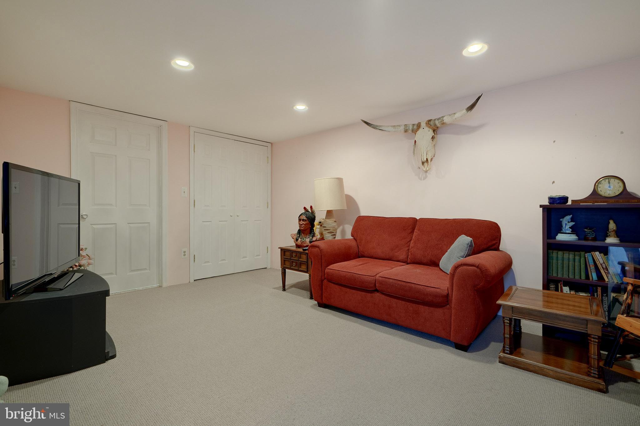 123 E TIMONIUM ROAD