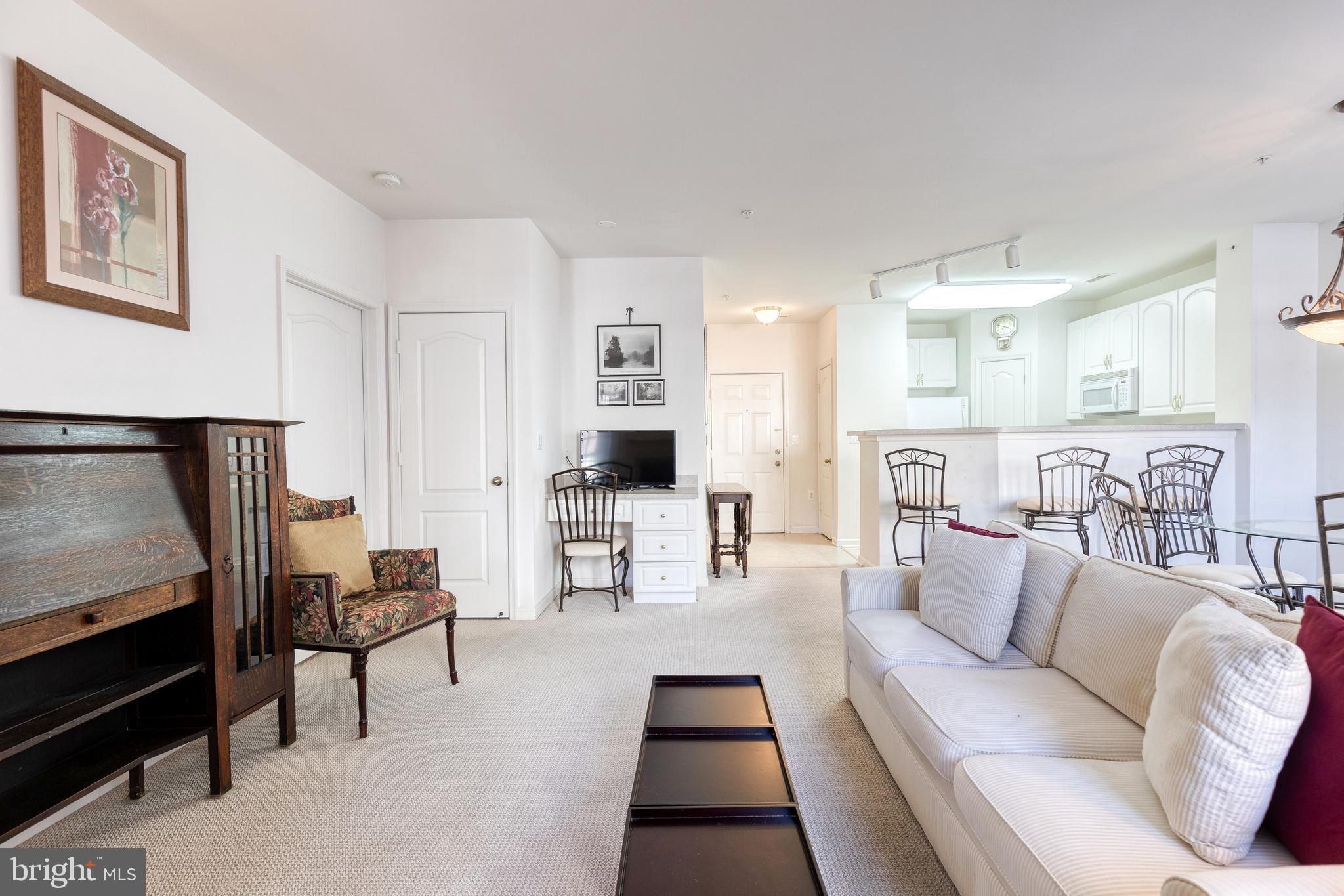 400 SYMPHONY CIRCLE 329F