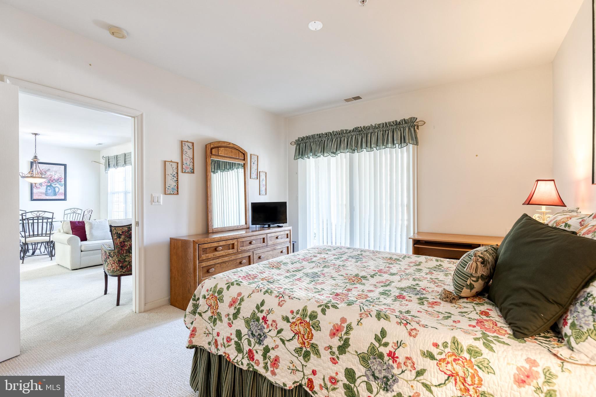 400 SYMPHONY CIRCLE 329F