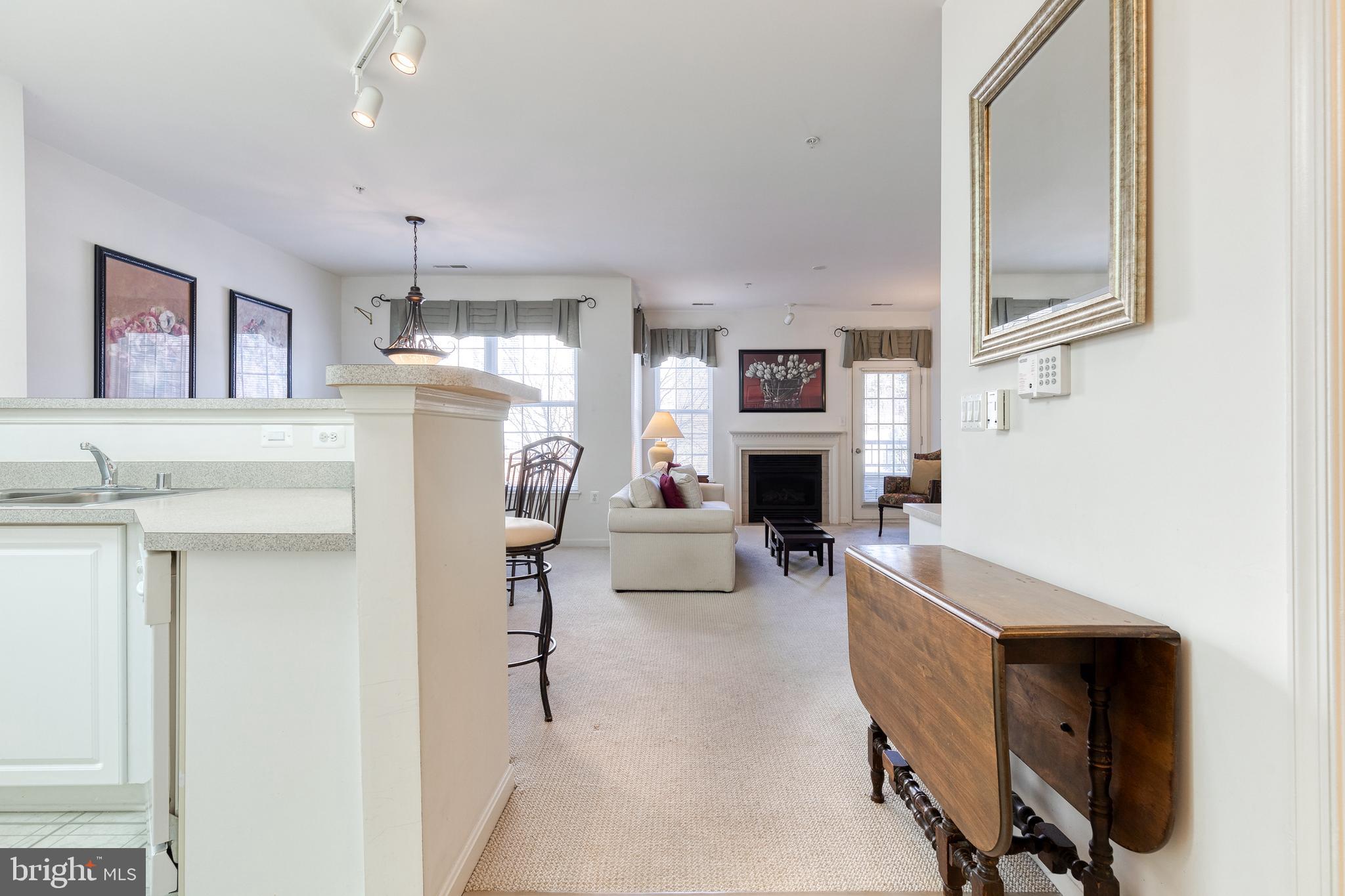 400 SYMPHONY CIRCLE 329F