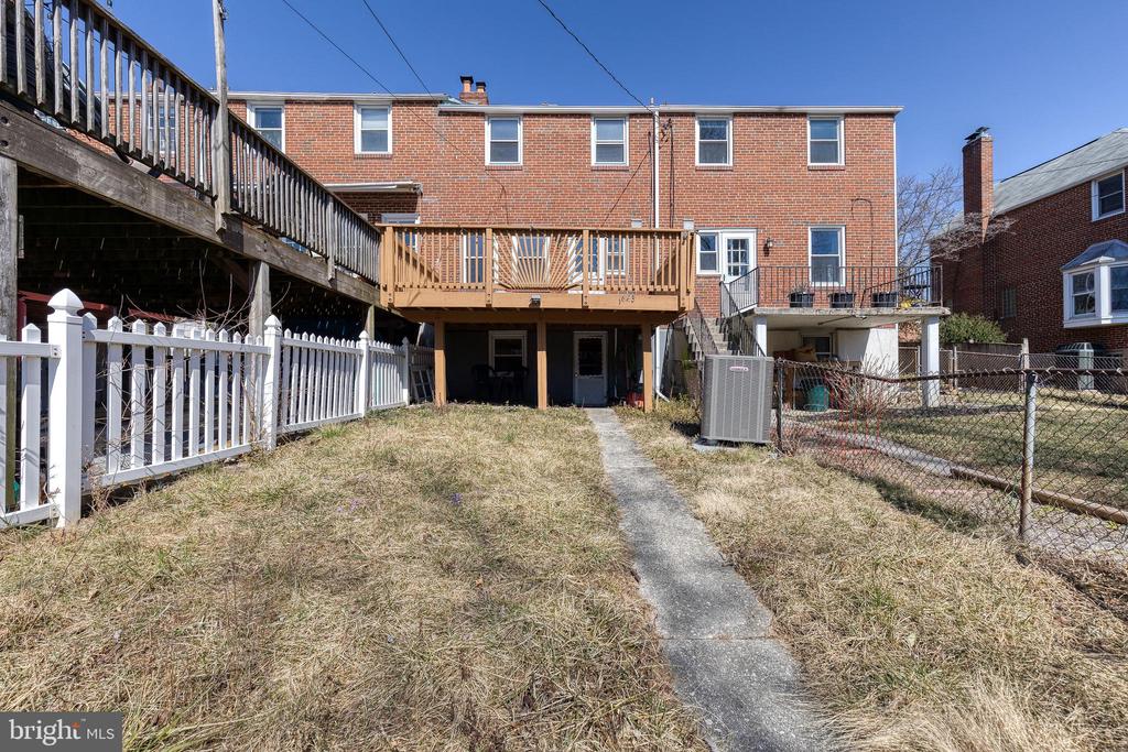 1623 HARDWICK ROAD