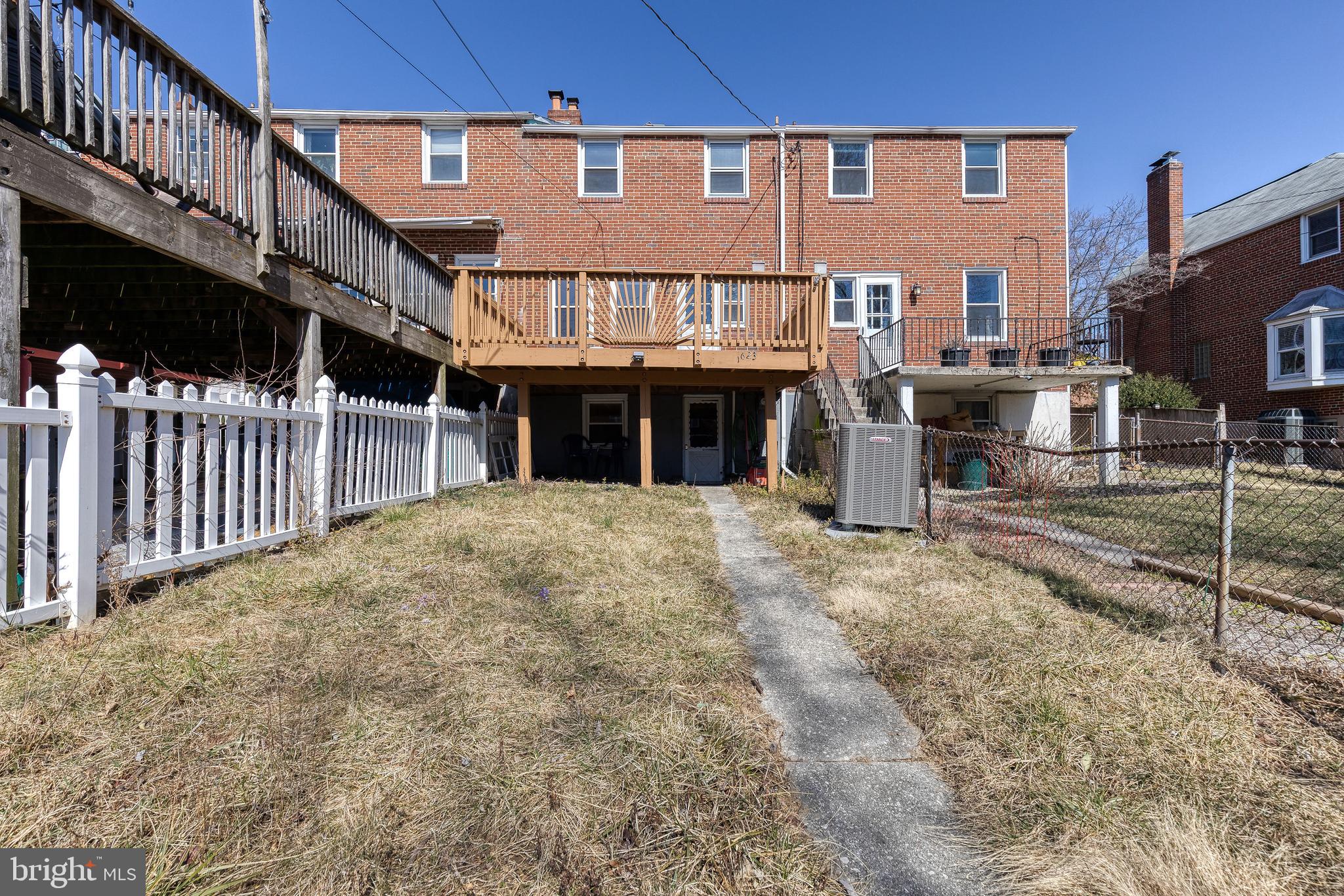 1623 HARDWICK ROAD