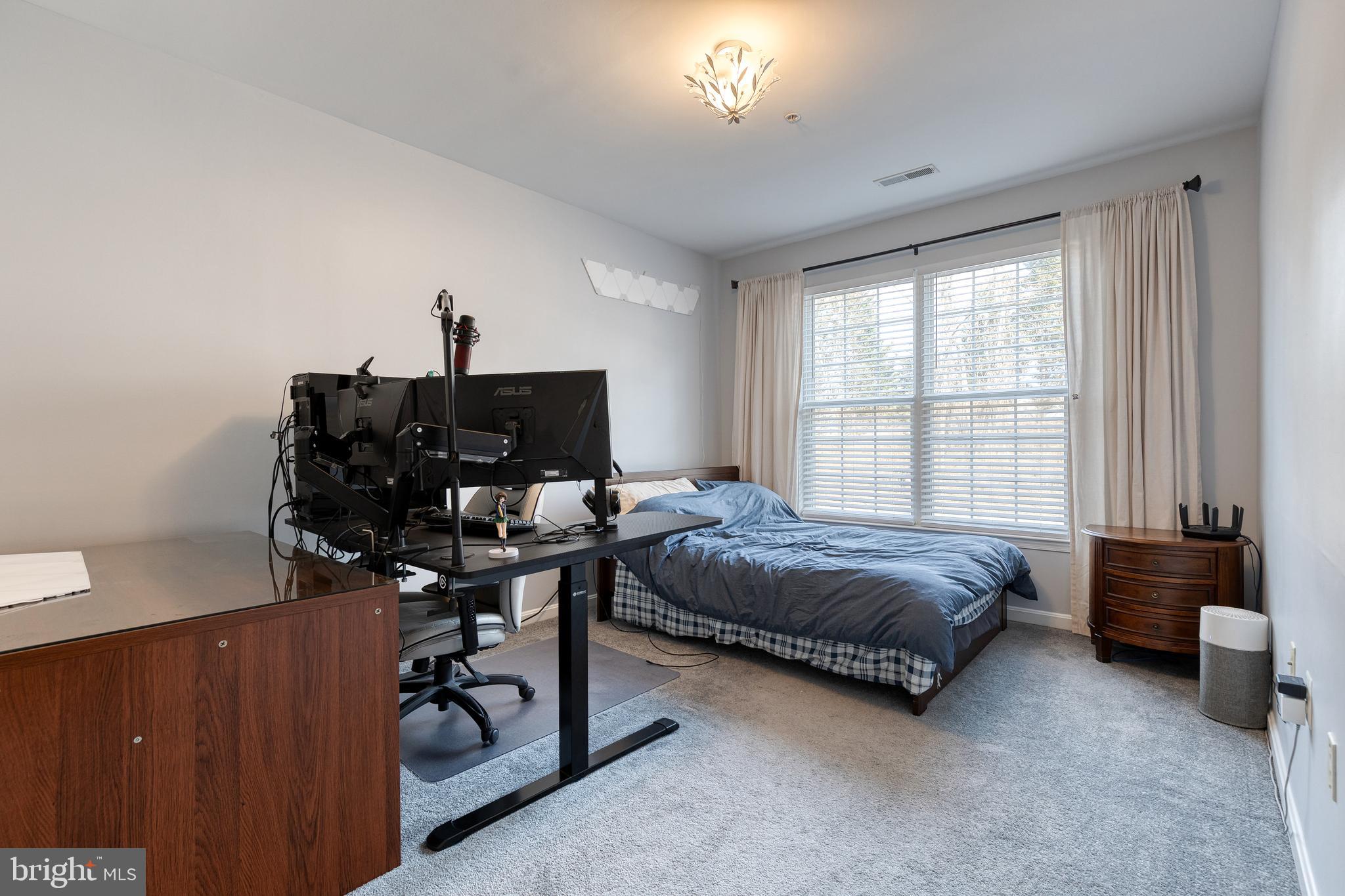 400 SYMPHONY CIRCLE 322H